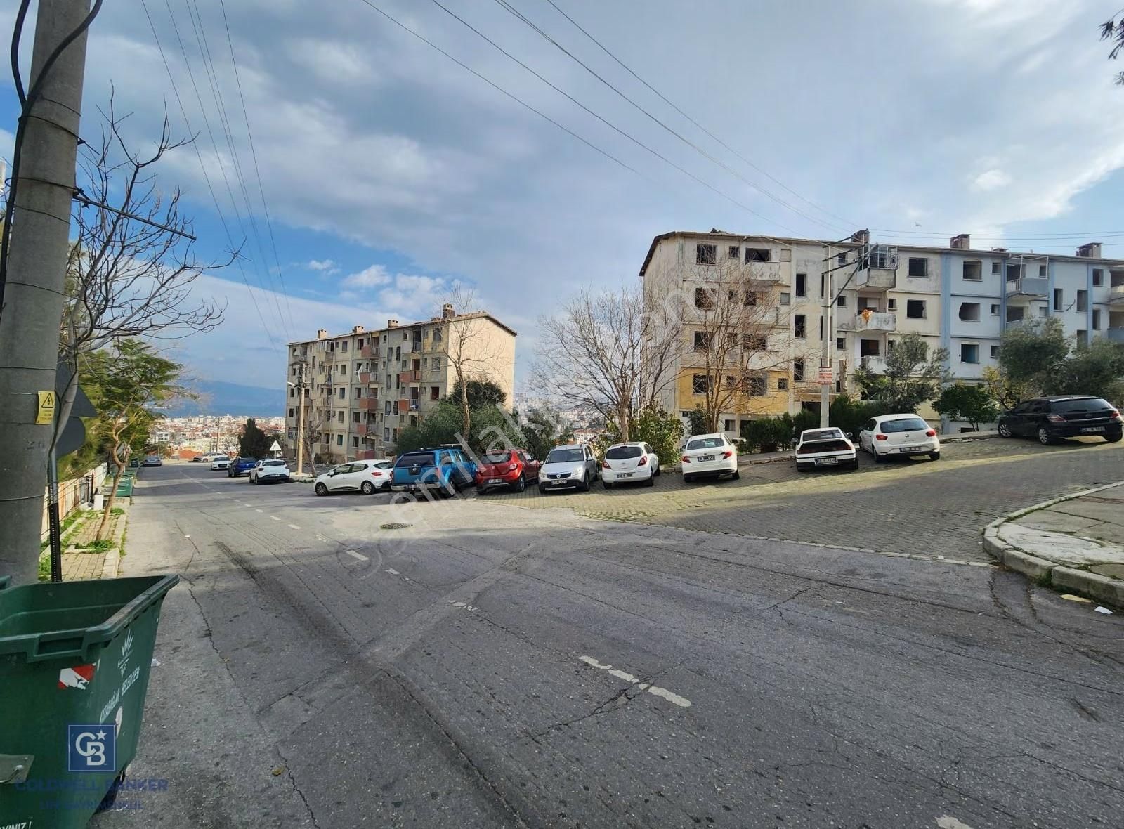 Karabağlar Esentepe Mahallesinde Kiralık Geniş 2+1 Daire - Görsel 13