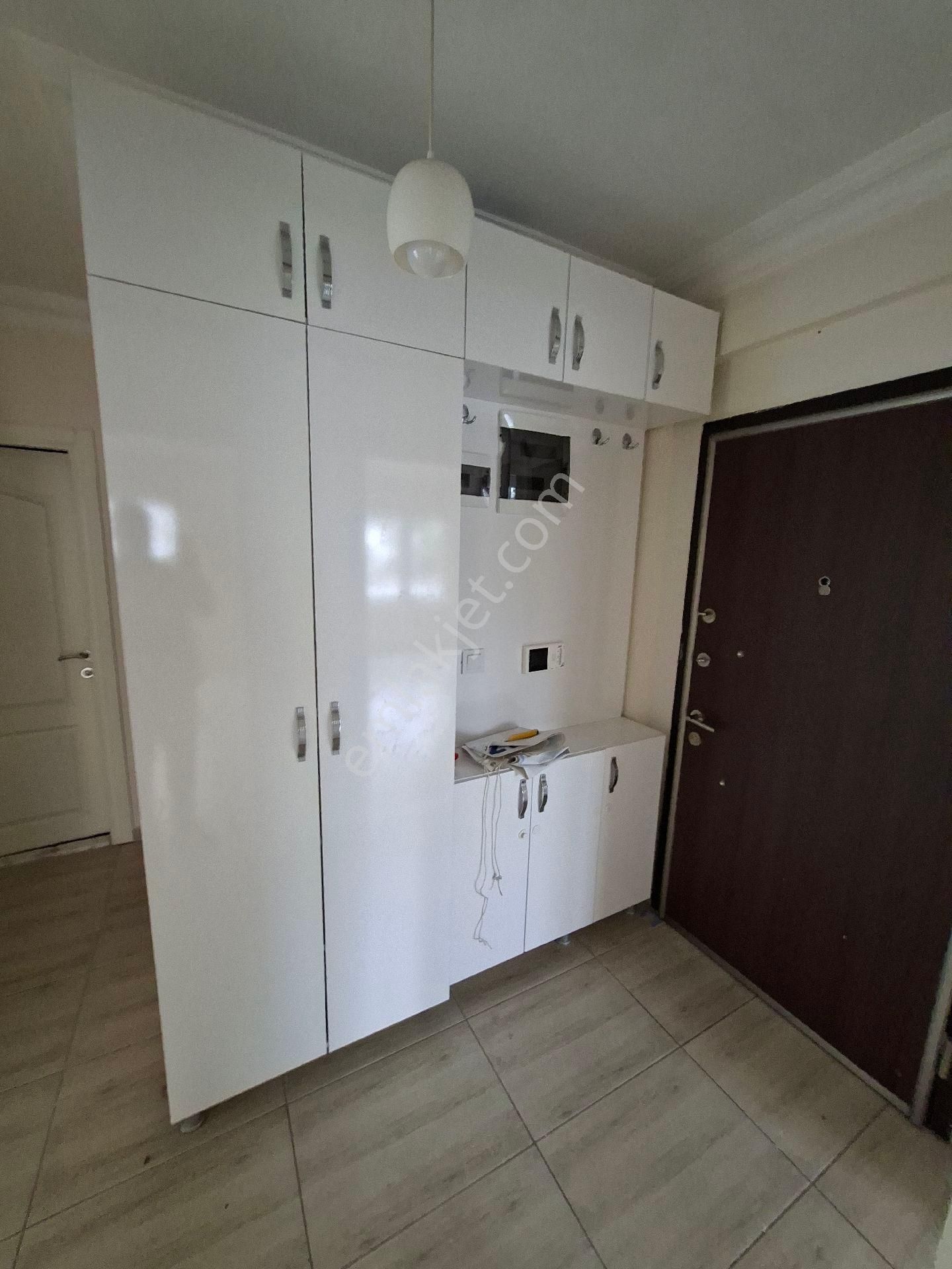 Caybaşı Mh Kiralık Doğalgazlı Asansörlü 2+1 Doğalgazlı 110 M2 - Görsel 9