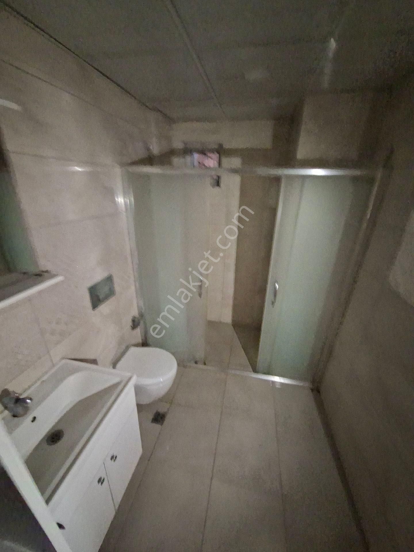 Caybaşı Mh Kiralık Doğalgazlı Asansörlü 2+1 Doğalgazlı 110 M2 - Görsel 10