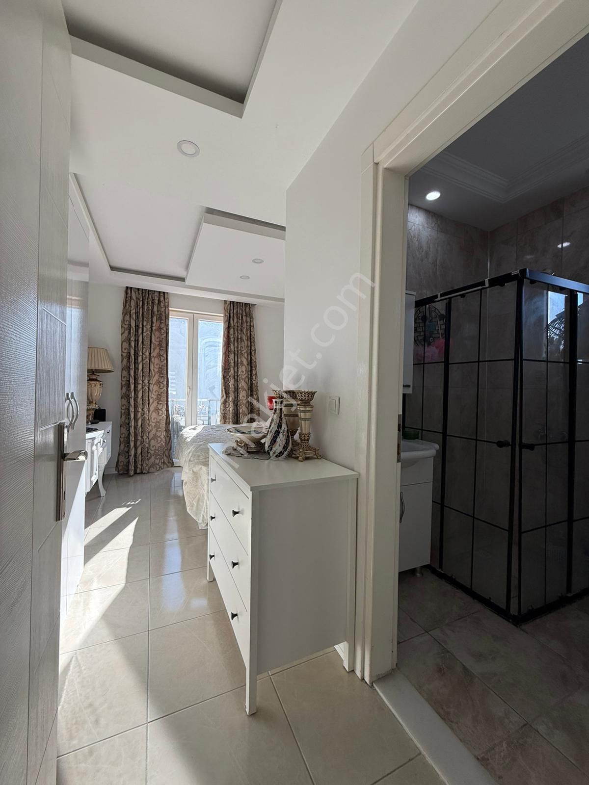 Serik Kadriye'de Otoparklı Site İçinde Eşyalı 2+1 Daire - Görsel 27