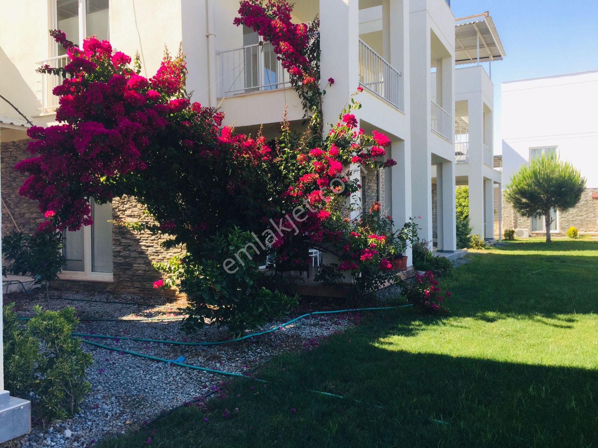 Serik Kadriye'de Otoparklı Site İçinde Eşyalı 2+1 Daire - Görsel 2