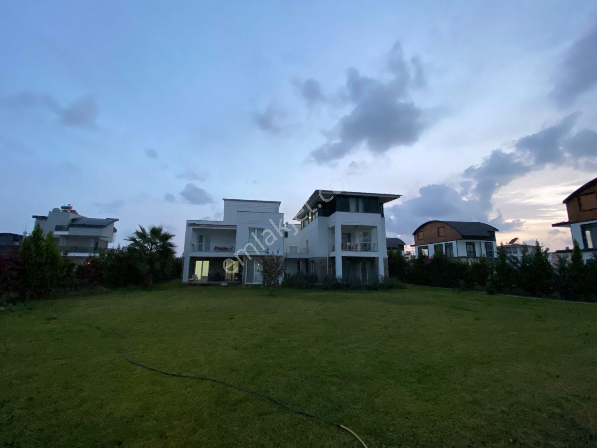 Serik Kadriye'de Otoparklı Site İçinde Eşyalı 2+1 Daire - Görsel 34