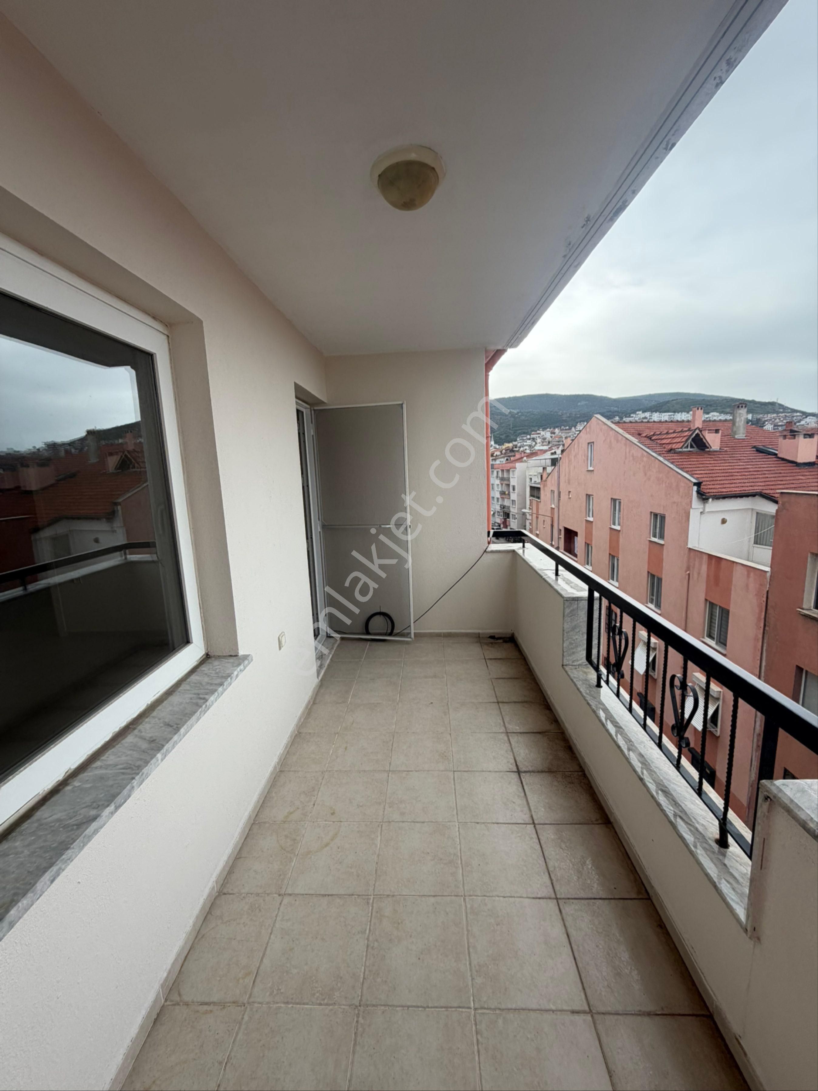 Ümmetoğlu’ndan 4+1 Deniz Manzaralı Kiralık Daire Denize 150 Metre - Görsel 8