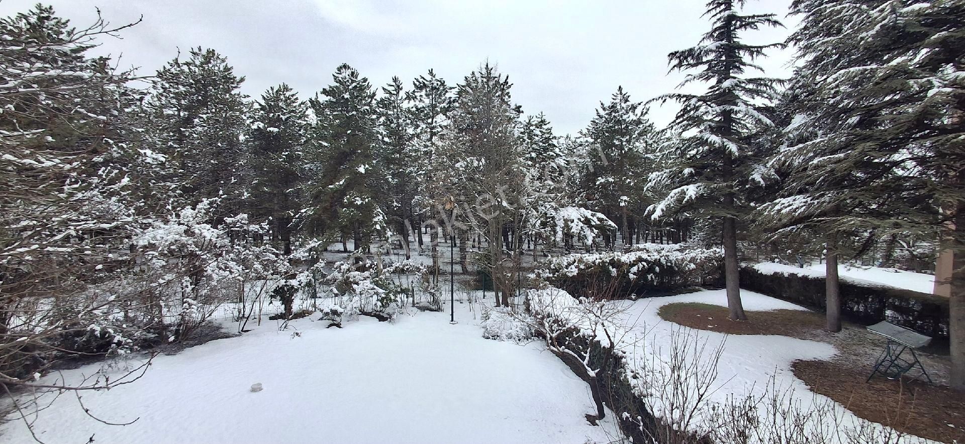 Oran'da Odtü Ormanına Sıfır Kiralık Konut 4+1 Net 150 M2 - Görsel 26