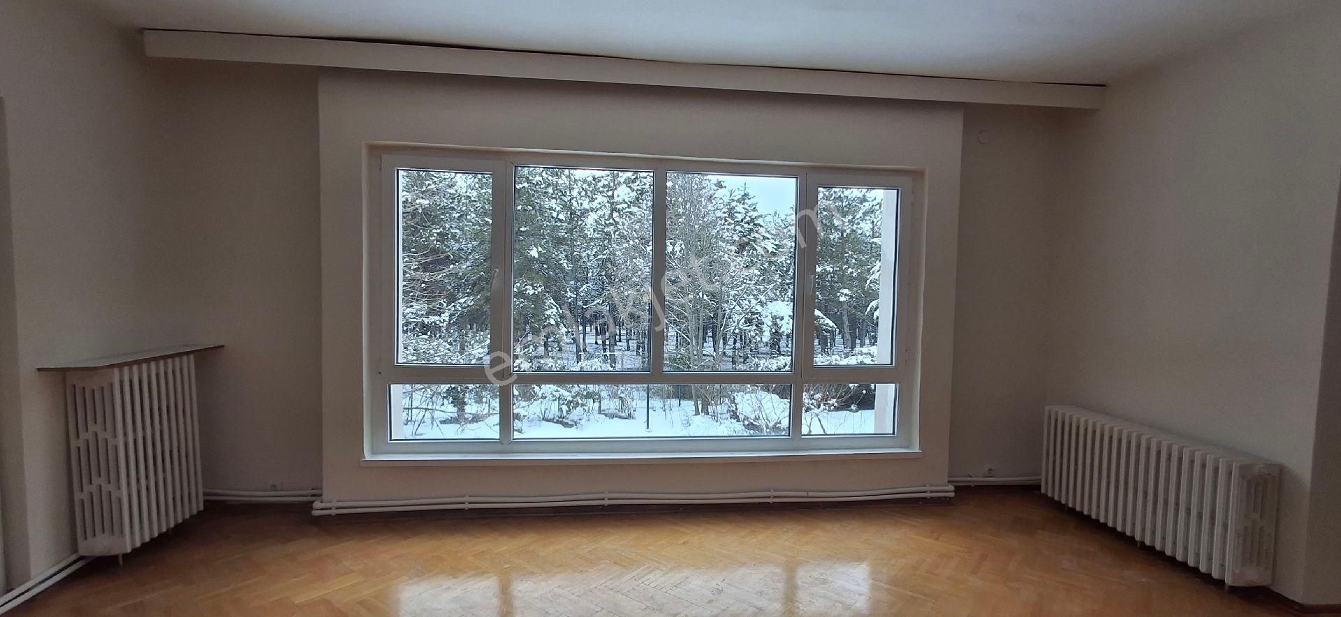 Oran'da Odtü Ormanına Sıfır Kiralık Konut 4+1 Net 150 M2 - Görsel 6