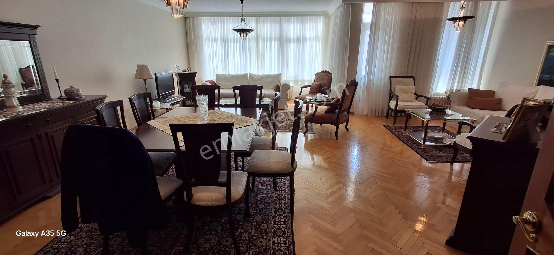 Oran'da Satılık Konut 4+1 Net 170 M2 - Görsel 18