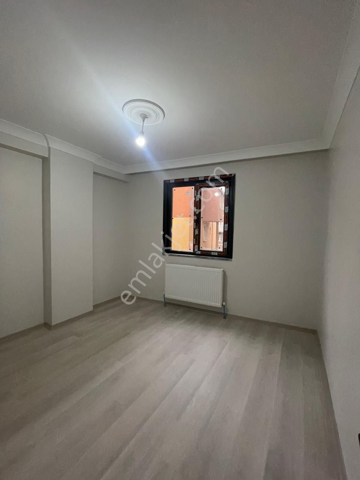 Sancaktepe Sosyal Tesisleri Yakın Satılık 2+1 Brüt 70m2 Arakat Daire - Görsel 13