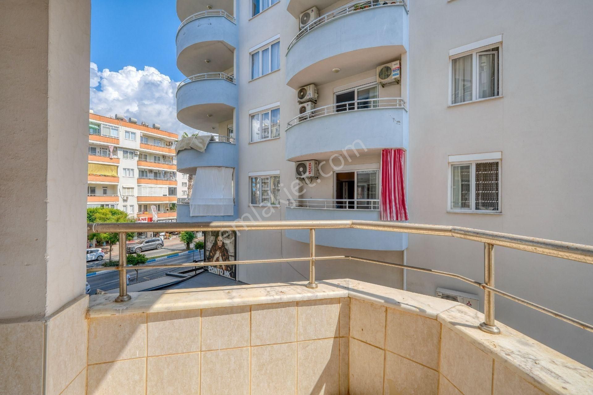 Alanya Mahmutlar’da | Denize Sıfır | Eşyalı 2+1 Satılık Daire - Görsel 21