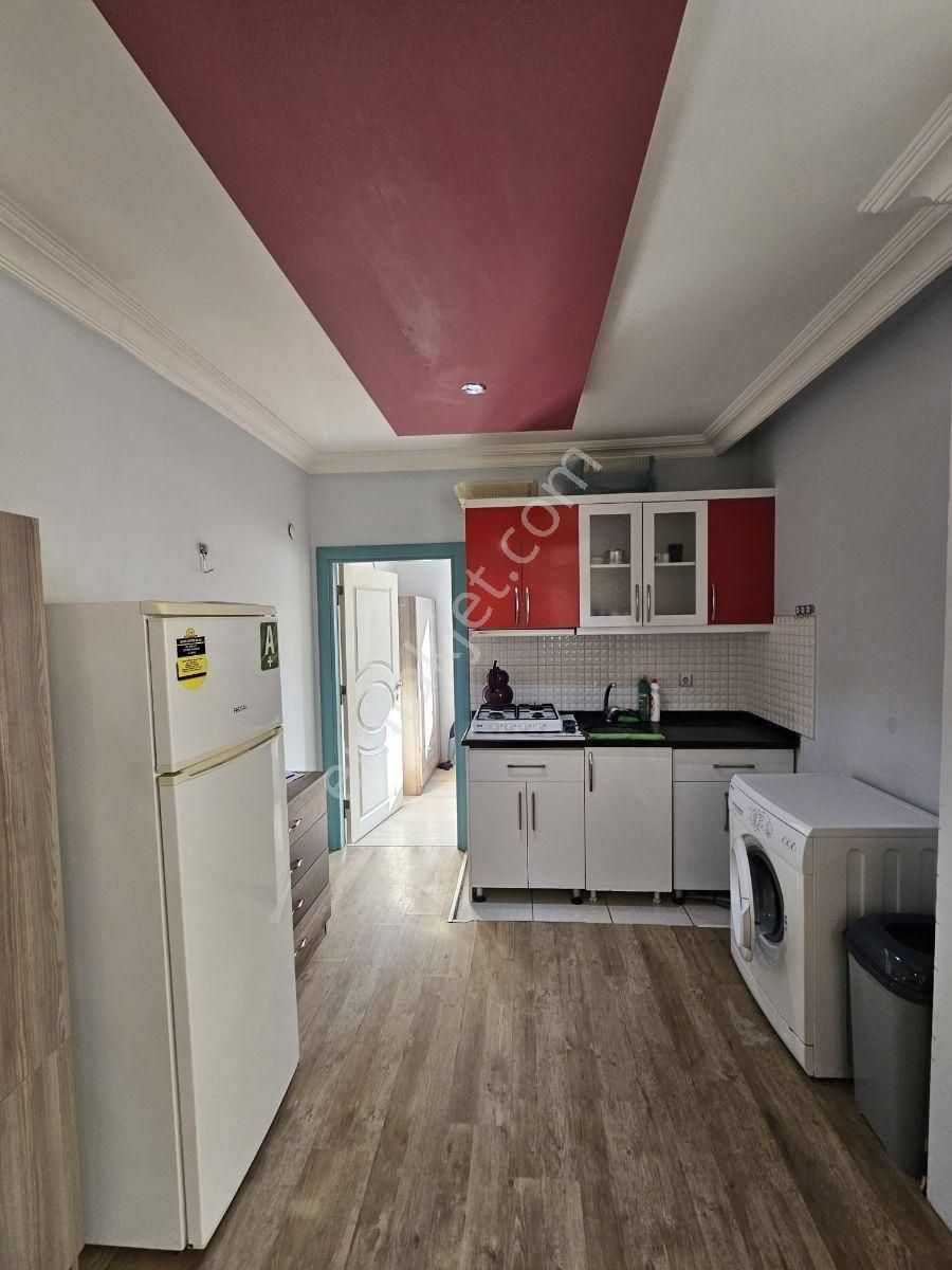 A K Mutludan Kültür Kafeler Yakını 1+1 Eşyalı Lüx Giriş Daire - Görsel 14