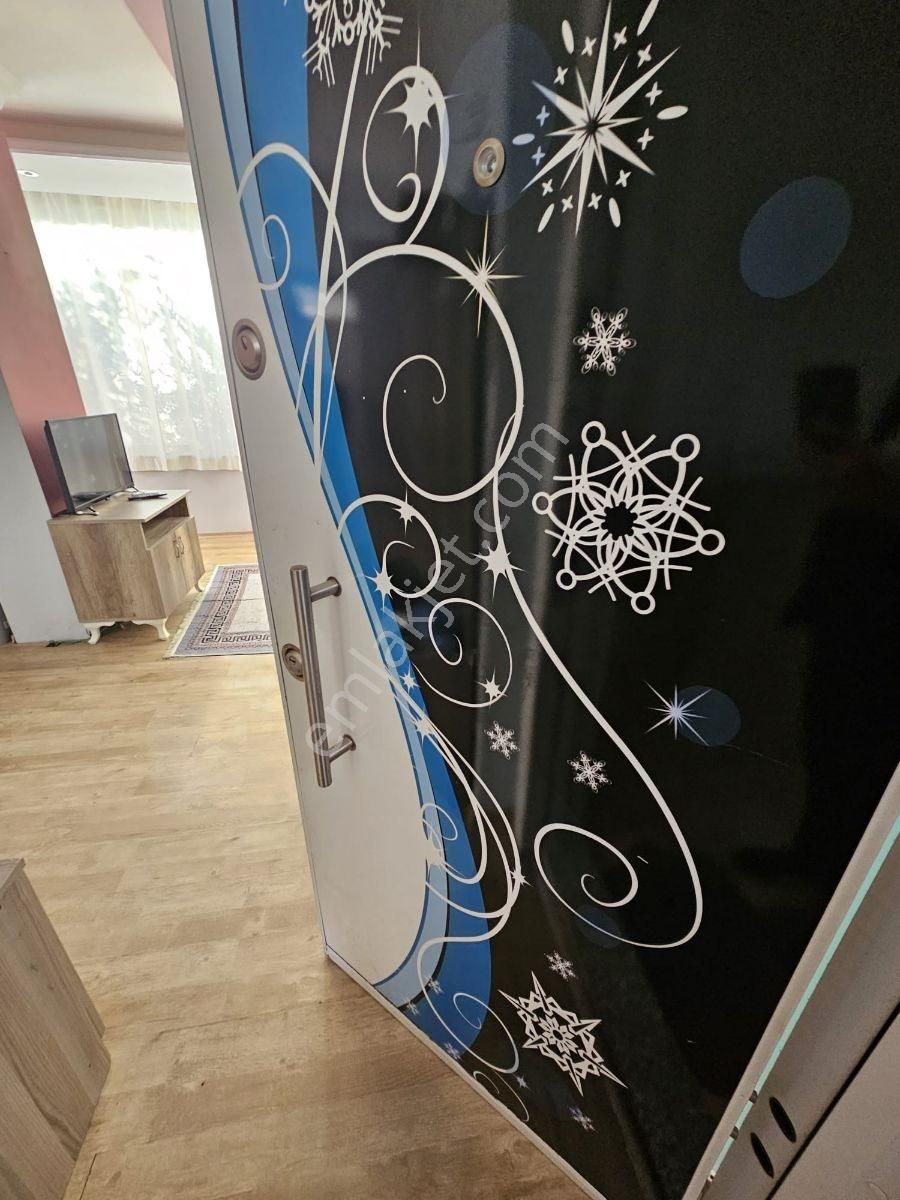 A K Mutludan Kültür Kafeler Yakını 1+1 Eşyalı Lüx Giriş Daire