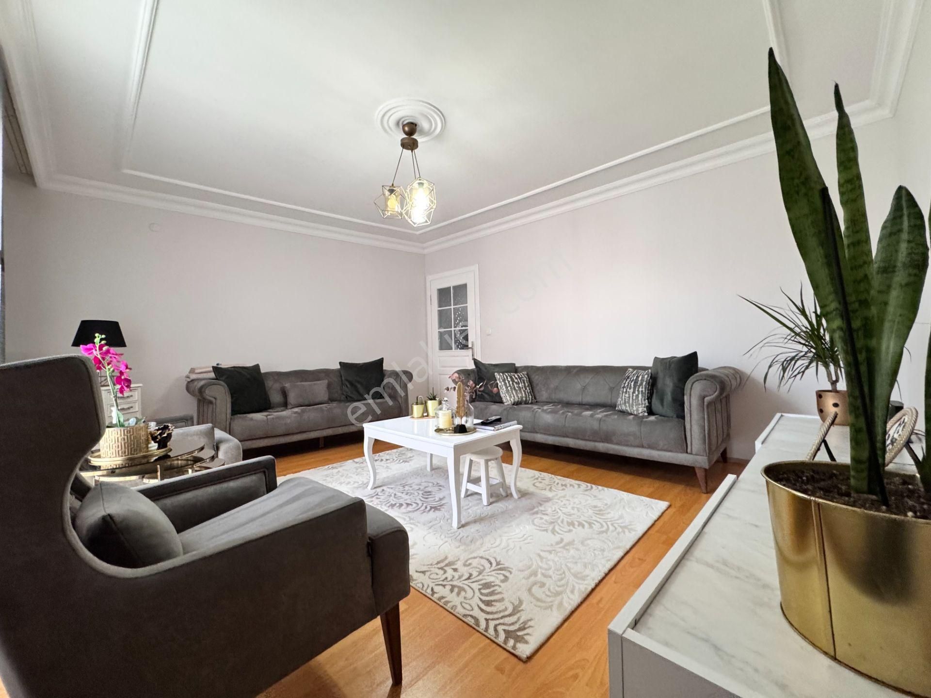 Next House’dan Atatürk Caddesine Yakın Teraslı 4+1 Dubleks Daire