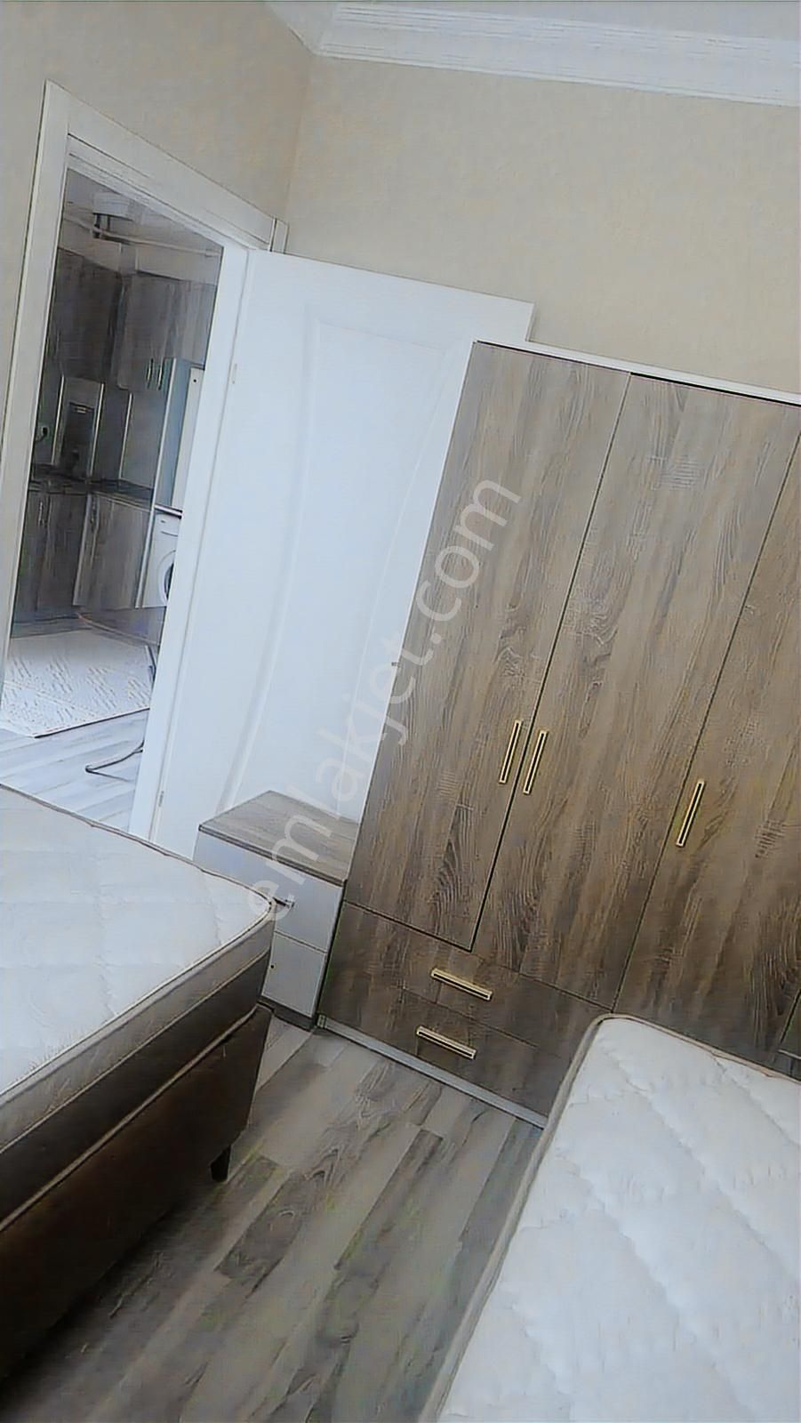 Mefeyapıdan Değirmenaltında Caddeye Yakın Eşyalı Kiralık 1+1 - Görsel 13