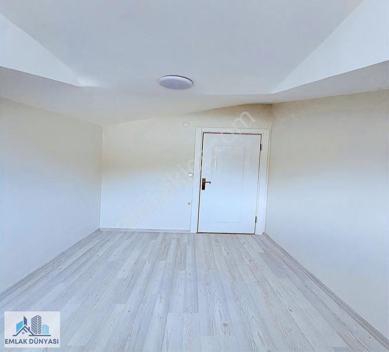 Adil Mahallesi'nde Geniş Aileye Uygun 4+1 Üst Dublex!!!! - Görsel 2