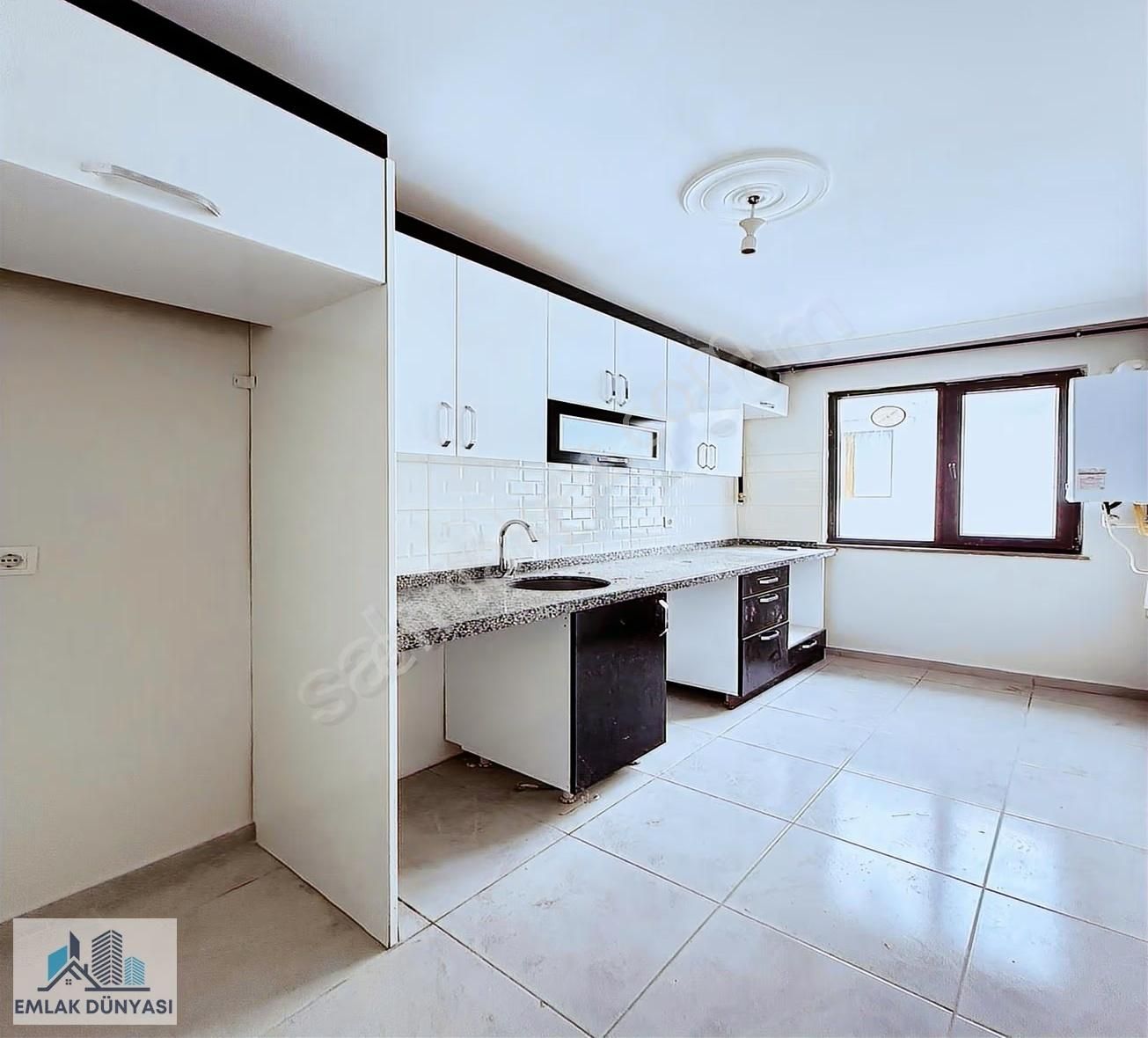 Adil Mahallesi'nde Geniş Aileye Uygun 4+1 Üst Dublex!!!!