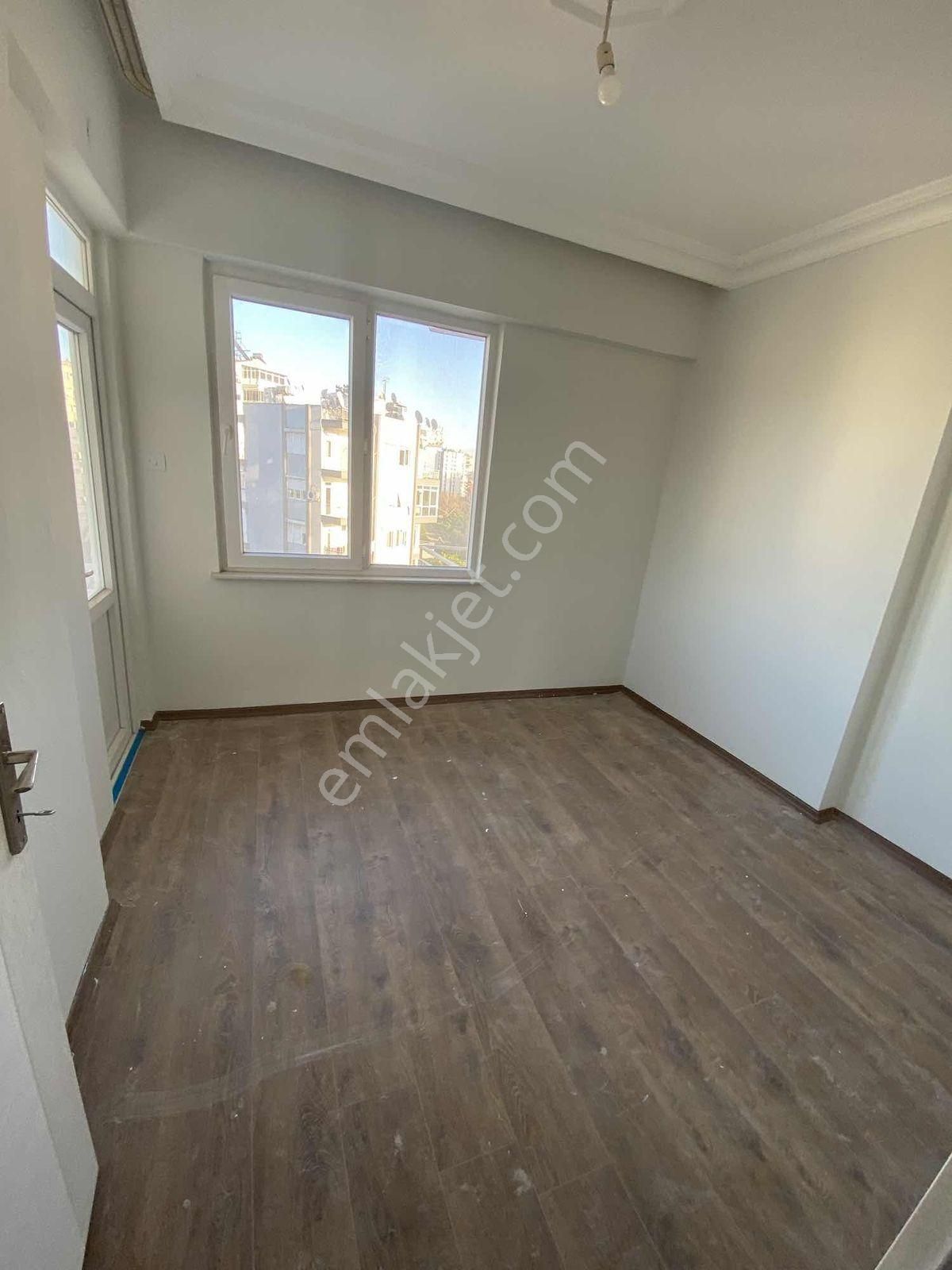 Meydankavağında Kiralık 3+1 Site İçi Narenciye Bahçe Manzaralı - Görsel 2