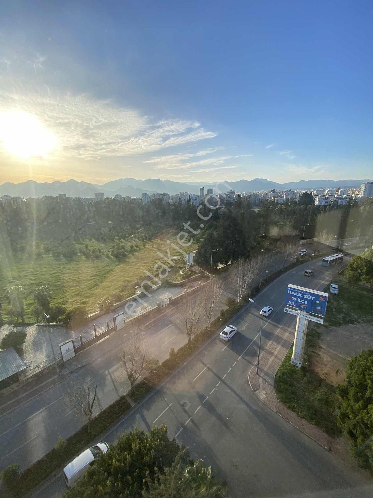 Meydankavağında Kiralık 3+1 Site İçi Narenciye Bahçe Manzaralı - Görsel 13