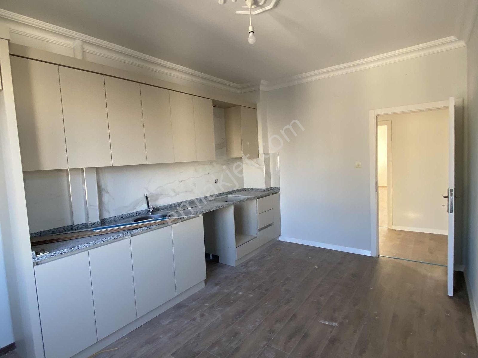 Meydankavağında Kiralık 3+1 Site İçi Narenciye Bahçe Manzaralı - Görsel 9