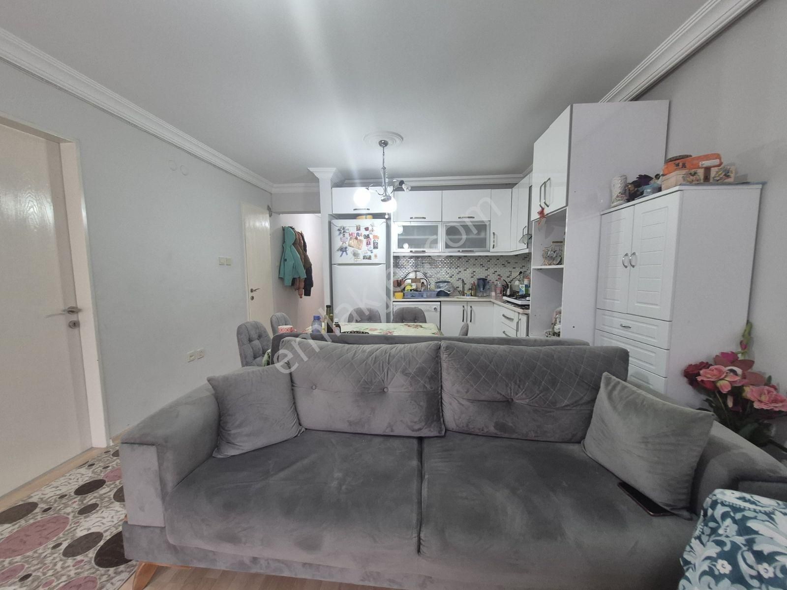 Gaziemir Evka 7'de Site İçi, Kilerli, Masrafsız 2+1 Fırsatı - Görsel 5