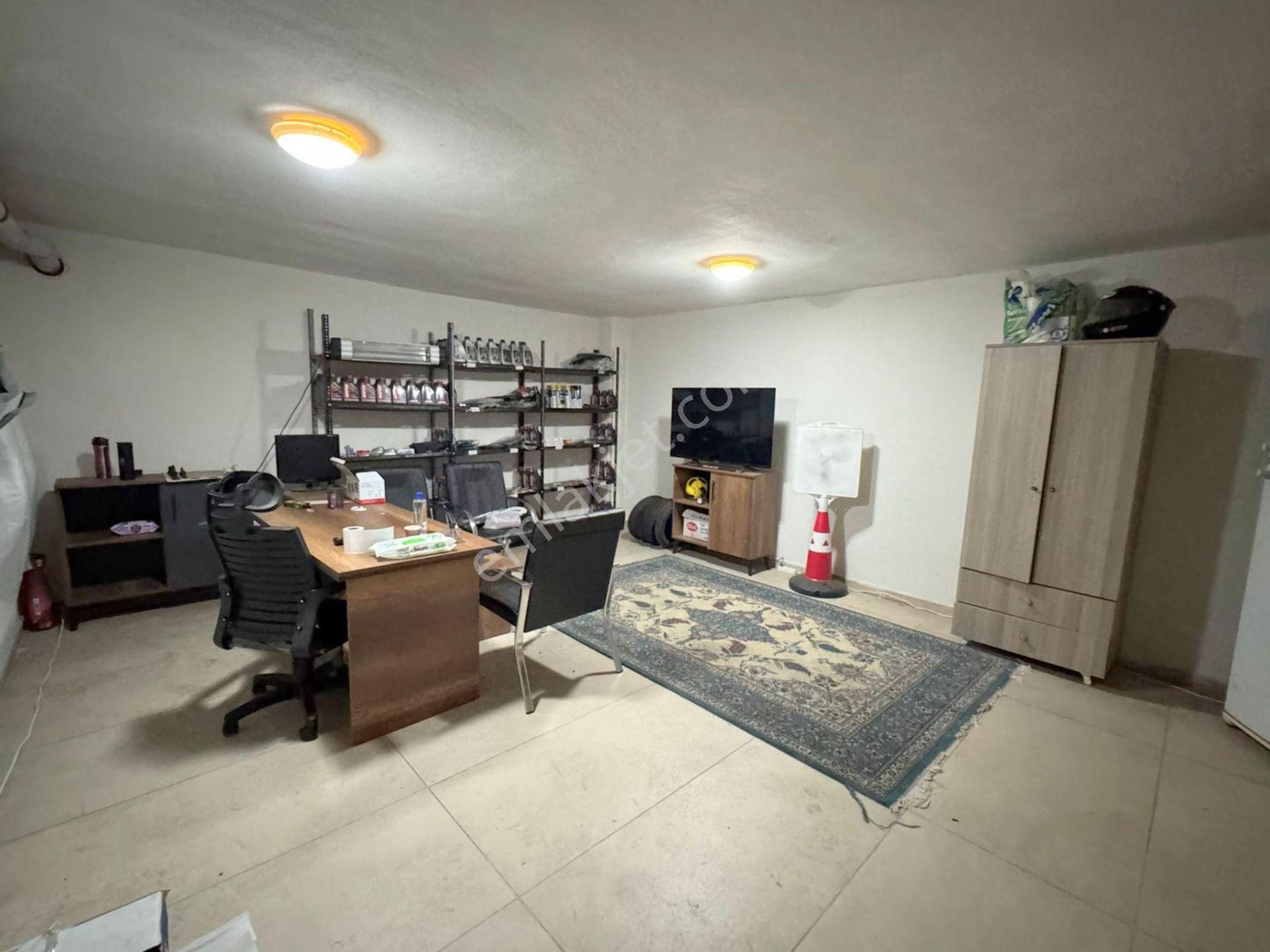 Mertcan'dan Kaynarca Mah.depolu Ön Kullanım Alanlı Dükkan - Görsel 5