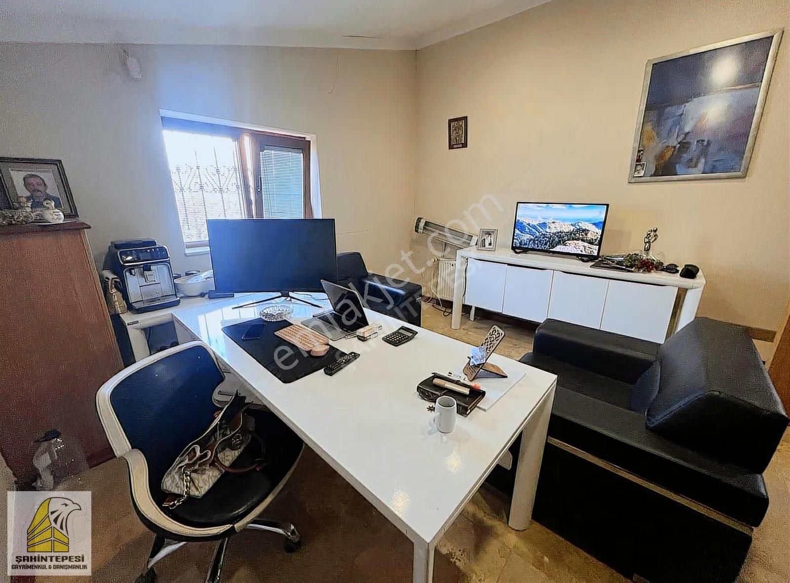 Şahintepesi'nden Baksan Sanayi Sitesinde Kiralık Komple Bina