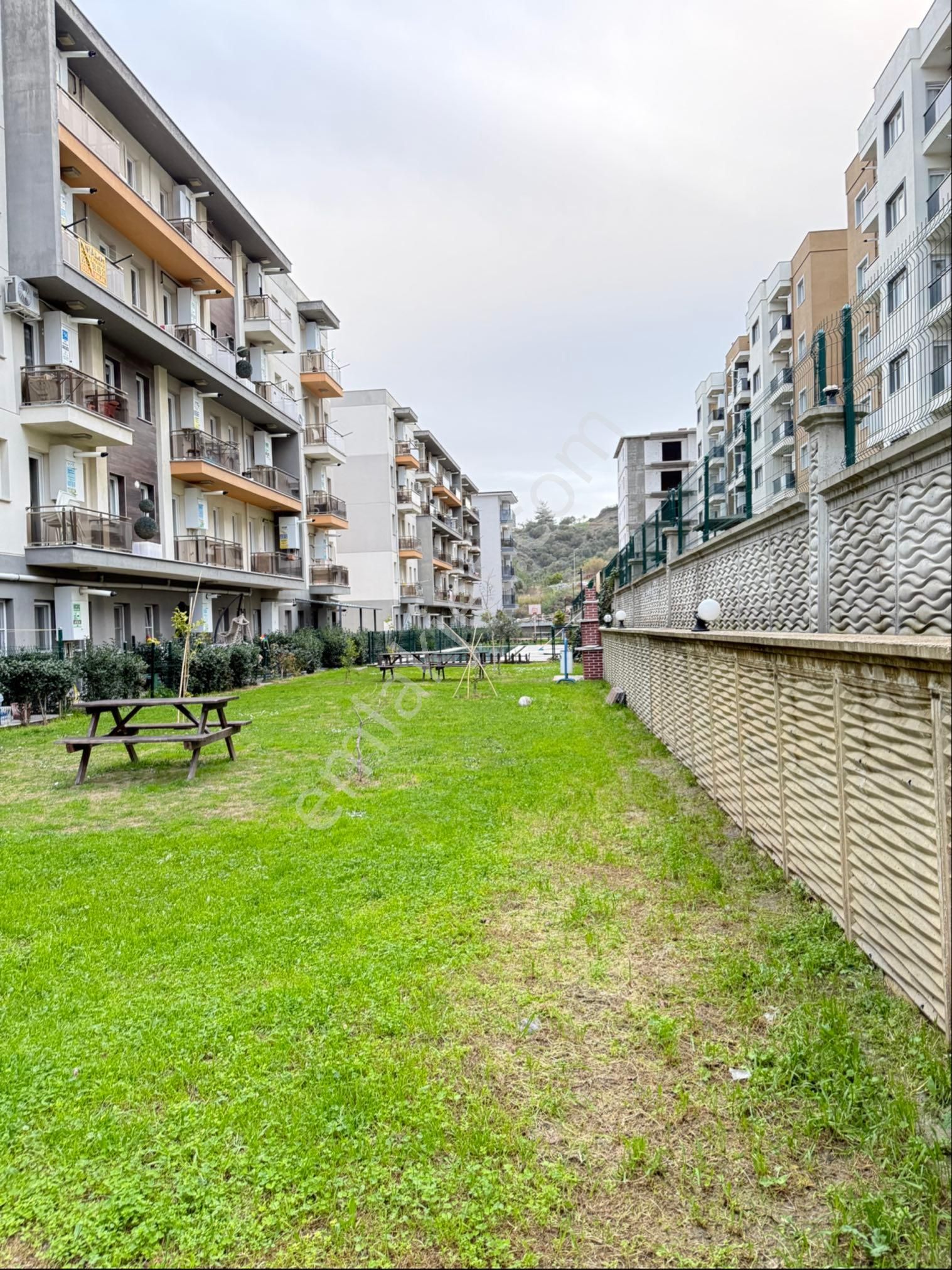 Söke Yenikent’de Kiralık 1+1, Full Eşyalı Havuzlu Sitede - Görsel 4