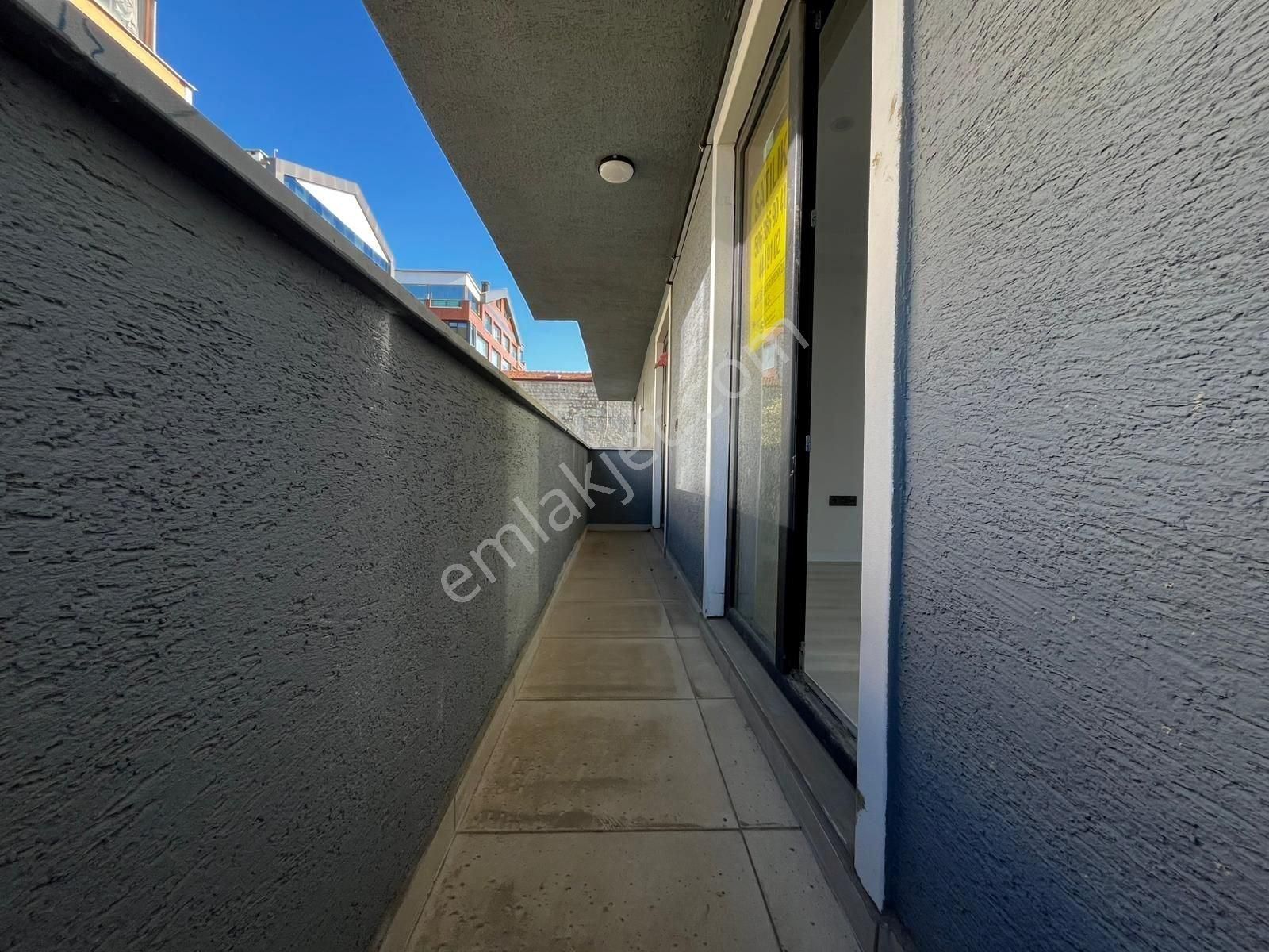 Darıca Sahilde 4+1 Lüks Üst Dubleks - Görsel 26