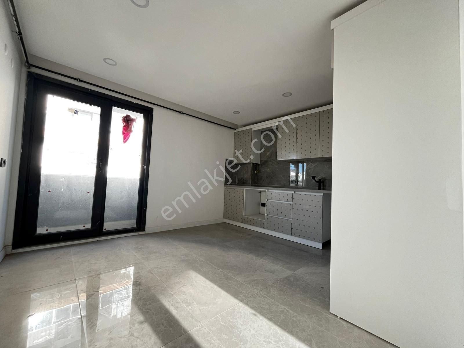 Darıca Sahilde 4+1 Lüks Üst Dubleks - Görsel 12