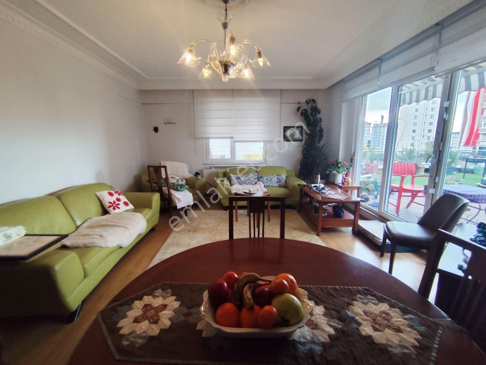 Yakacık Meyana Yürüme 3+1 Ebeveyn Banyolu - Geniş Teraslı Fırsat