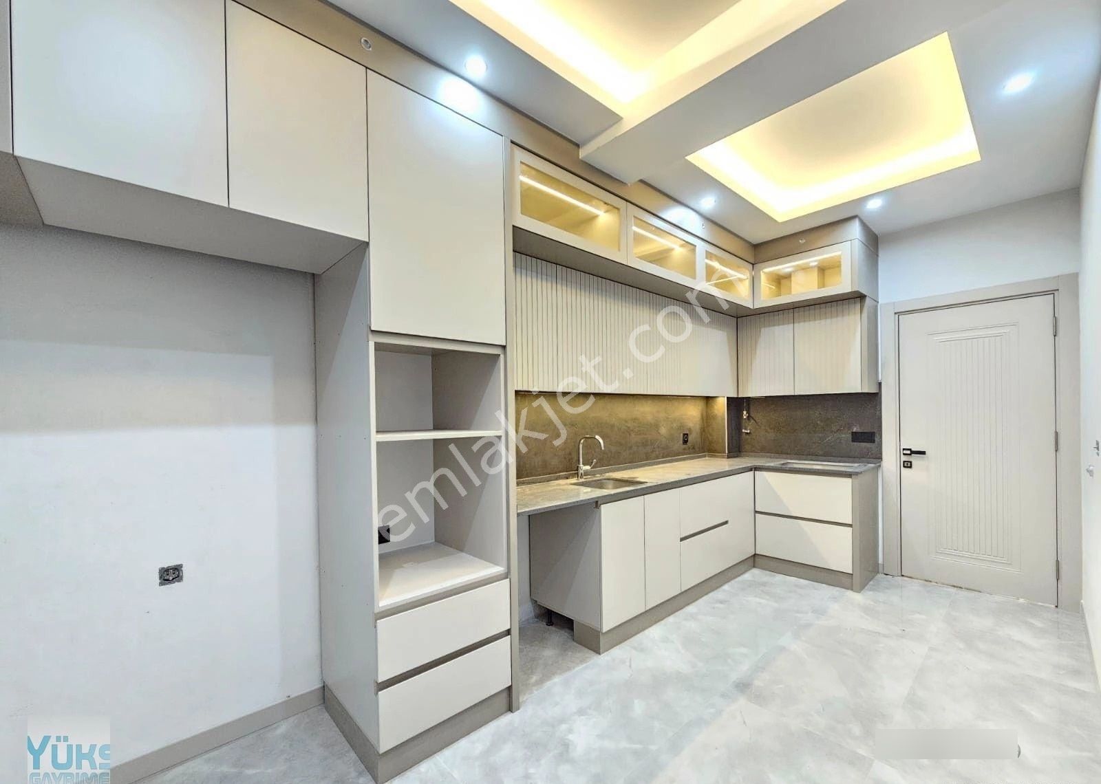 Denizli Selçukbey De 2+1 Tank Meydanına Yakın Harika Konumda Satılık Fırsat Son Daire - Görsel 24