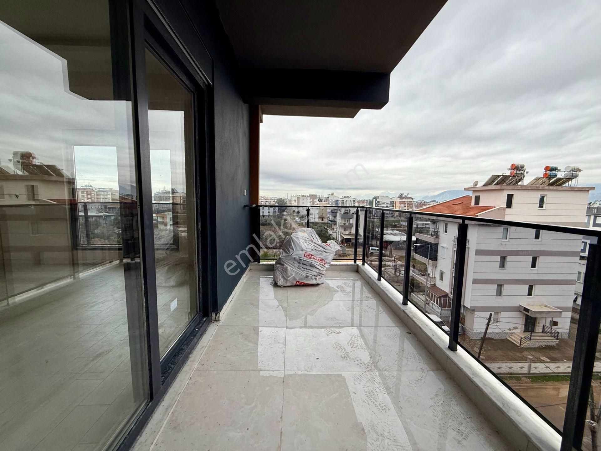 Döşemealtı Merkez'de Satılık Geniş Ve Ayrı Mutfaklı 2+1 Sıfır Daire - Görsel 6