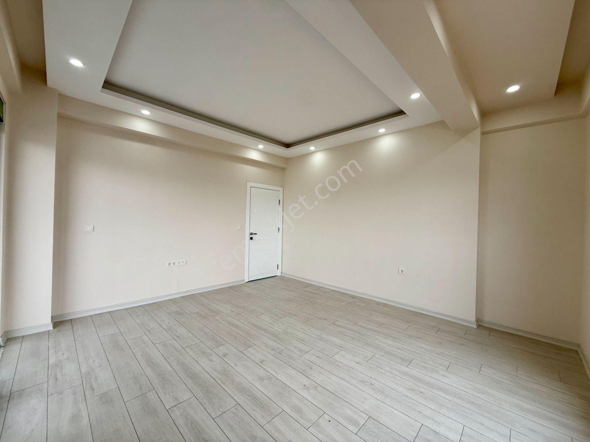 Döşemealtı Merkez'de Satılık Geniş Ve Ayrı Mutfaklı 2+1 Sıfır Daire - Görsel 3