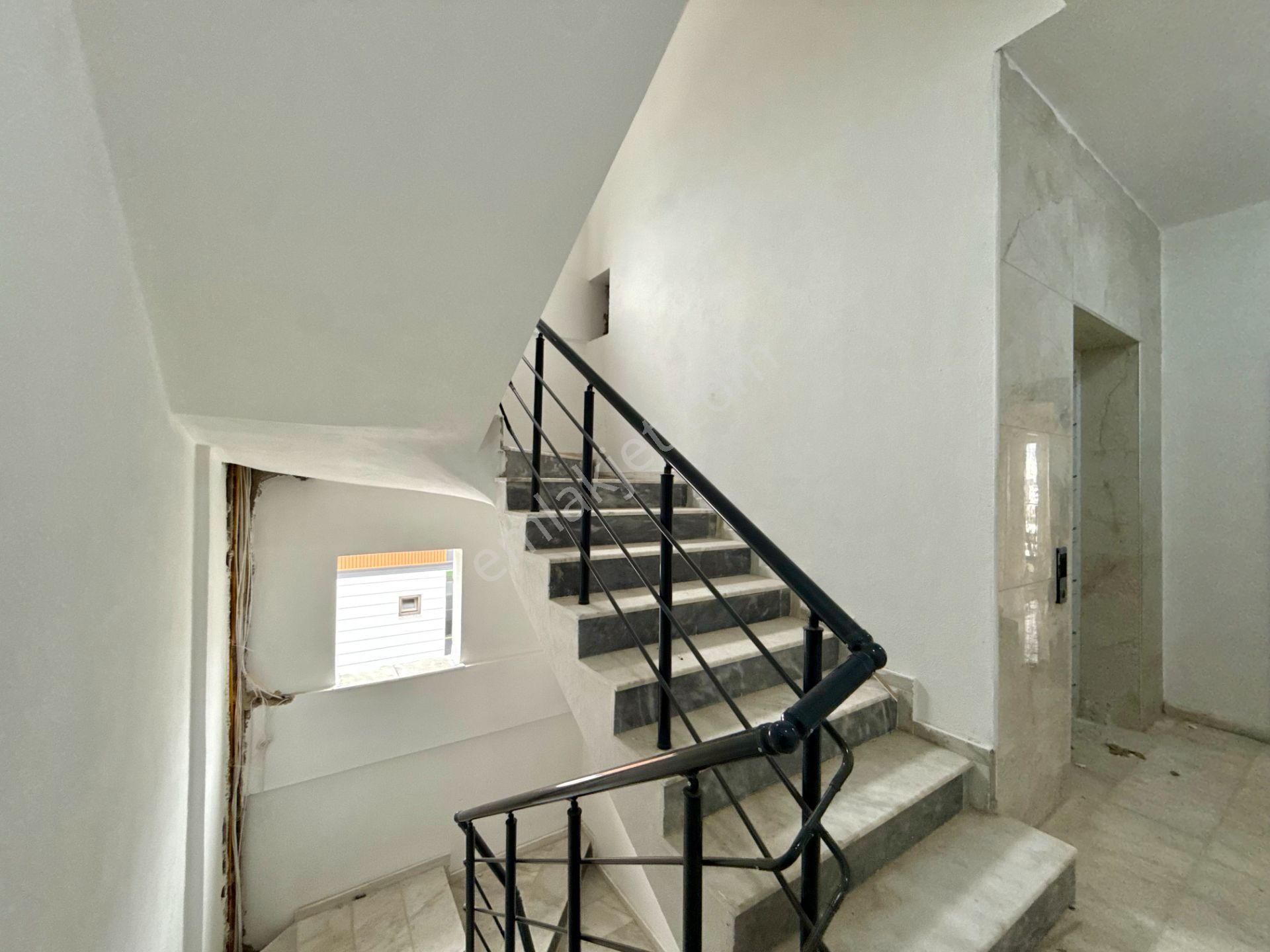 Döşemealtı Merkez'de Satılık Geniş Ve Ayrı Mutfaklı 2+1 Sıfır Daire - Görsel 28