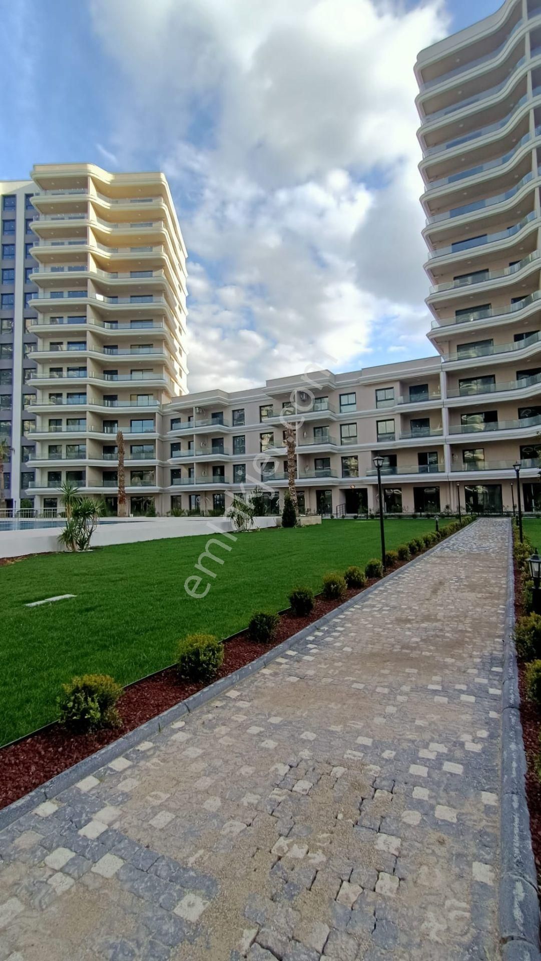 Coldwell Banker Town'dan Mirnas Bahçeşehirde Huzurlu Yaşam! - Görsel 3