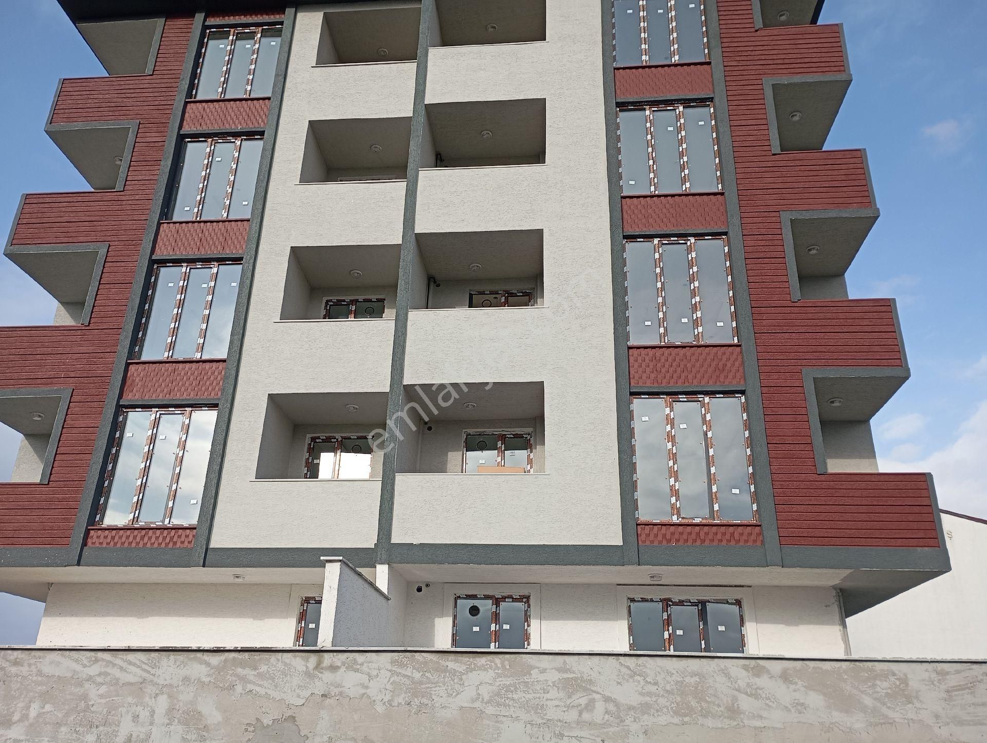 Satılık Kapaklı Yuvam Merkezde Sıfır 2+1 Ön Cephe Güney Cephe Çift Teraslı Yüksek Giriş Üx Daire - Görsel 2