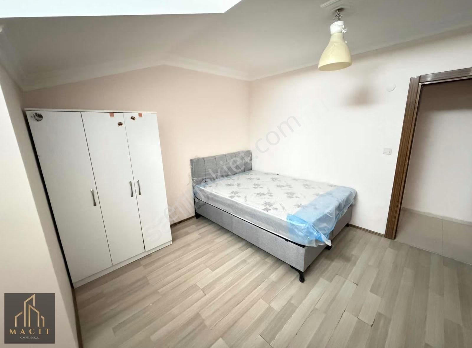 Macit Gayrimenkul'den Görükle'de Aile Binasında 1+1 Eşyalı Daire - Görsel 23