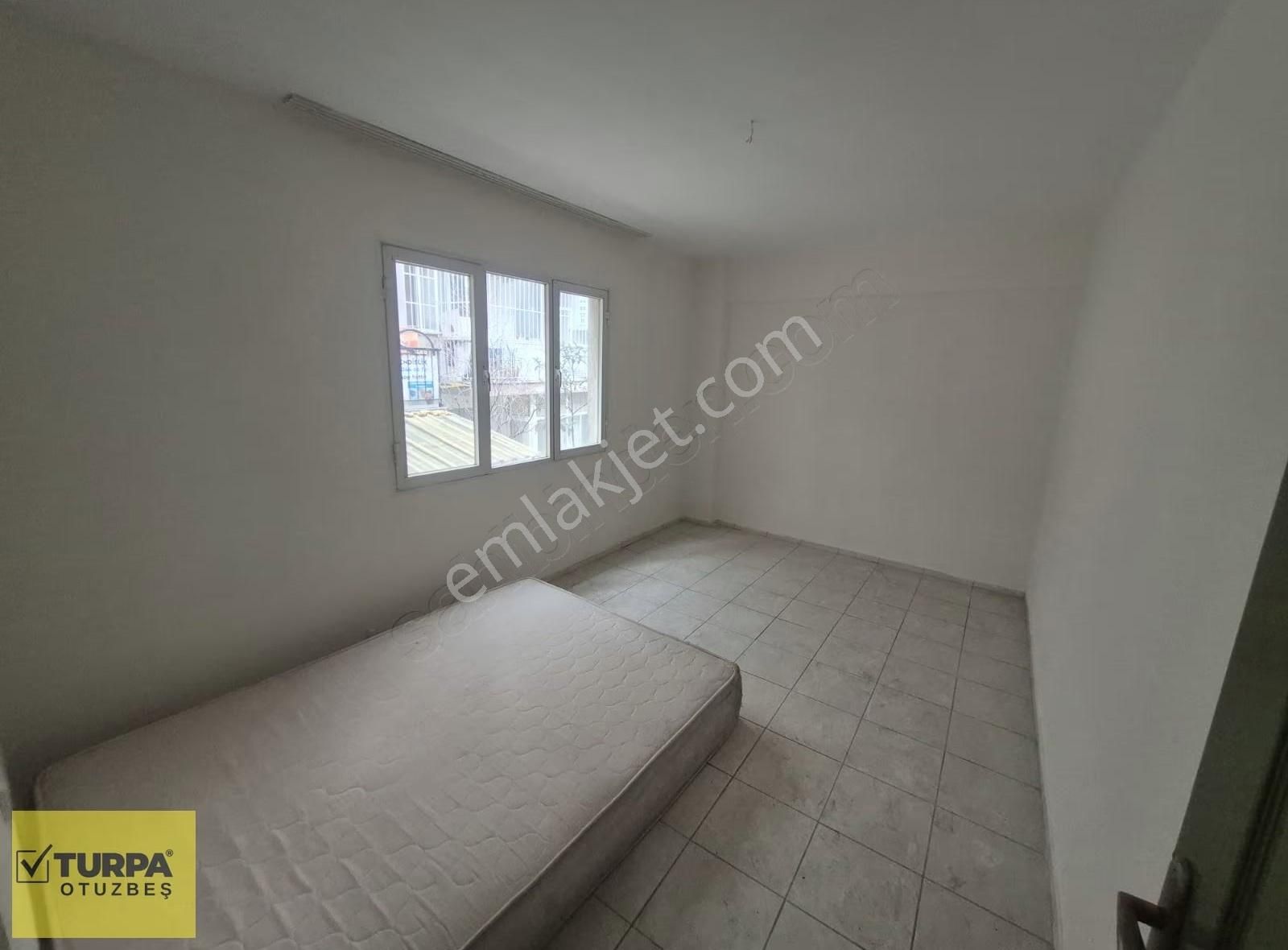 Turpa Otuzbeş'ten Cadde Paralelinde 3+1 Kiralık Daire - Görsel 7
