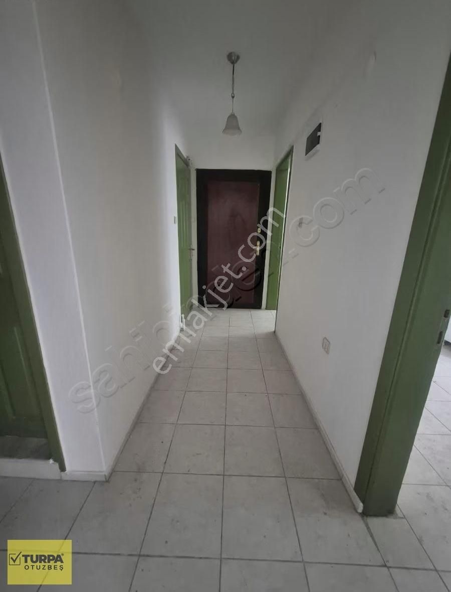 Turpa Otuzbeş'ten Cadde Paralelinde 3+1 Kiralık Daire - Görsel 4