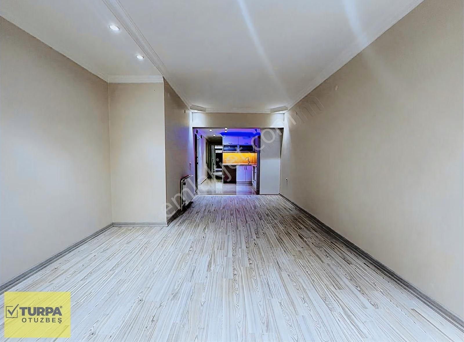 Turpa Otuzbeş'ten Hatay Noktada 3+1 Bahçeli Lüx Tadilatlı Daire - Görsel 7