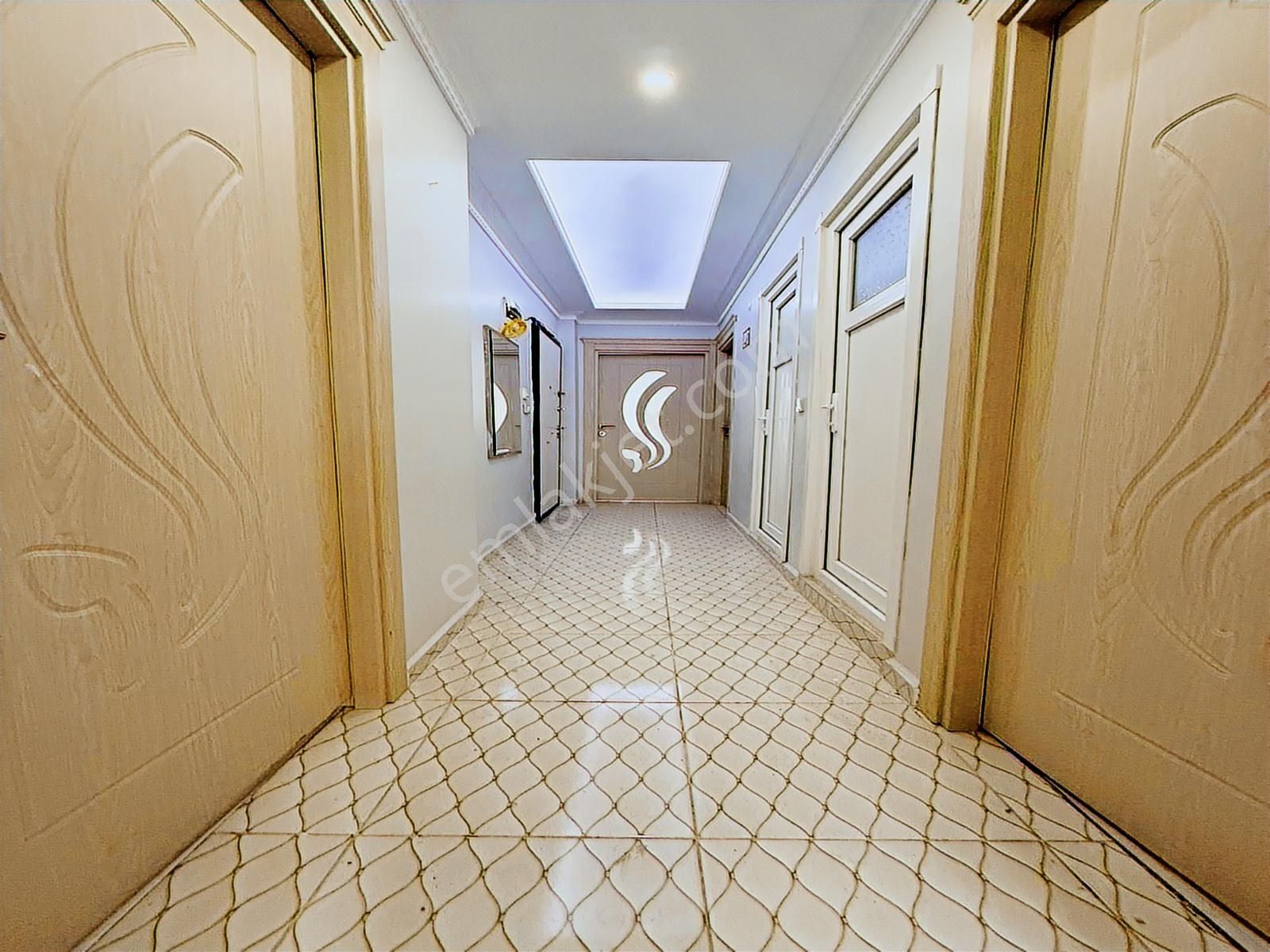 Metrobüse Yakın 3+1 Yeni Bina'da Yüksek Giriş Daire - Görsel 5