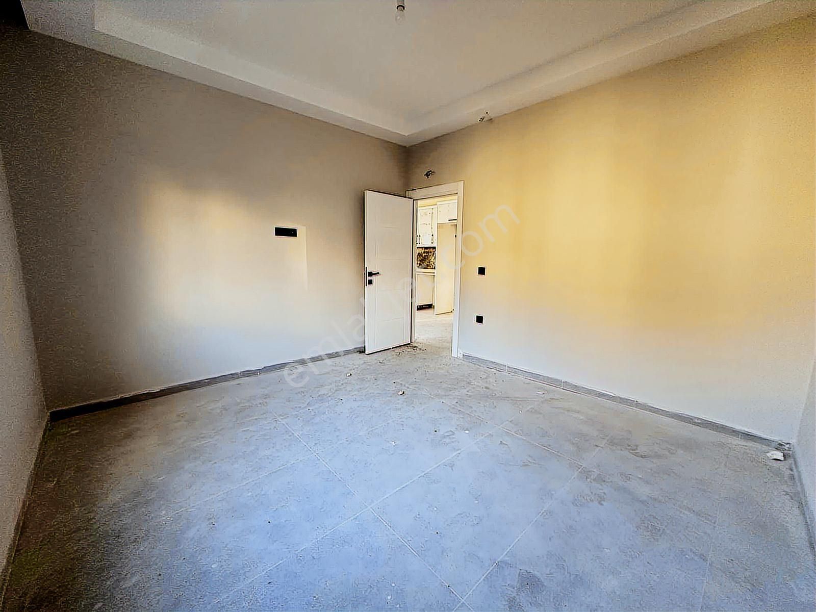 Satılık Havuzlu Site İçi 1+1 Güney Doğu Cephe Fırsat Daire - Görsel 17