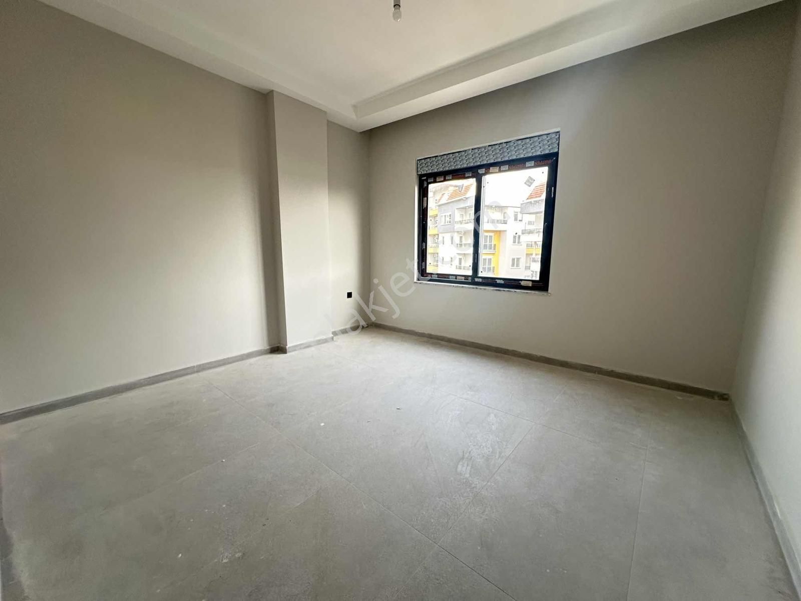 Satılık Havuzlu Site İçi 1+1 Güney Doğu Cephe Fırsat Daire - Görsel 27