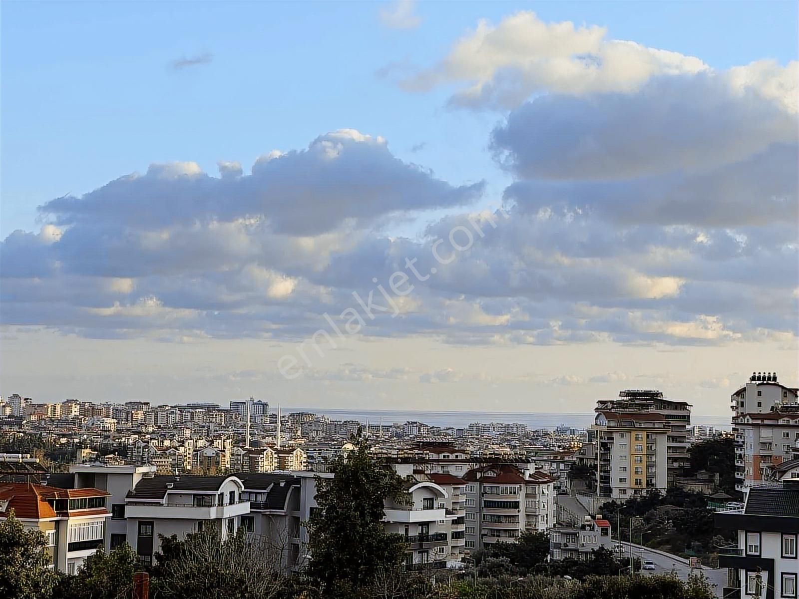 Satılık Havuzlu Site İçi 1+1 Güney Doğu Cephe Fırsat Daire - Görsel 15