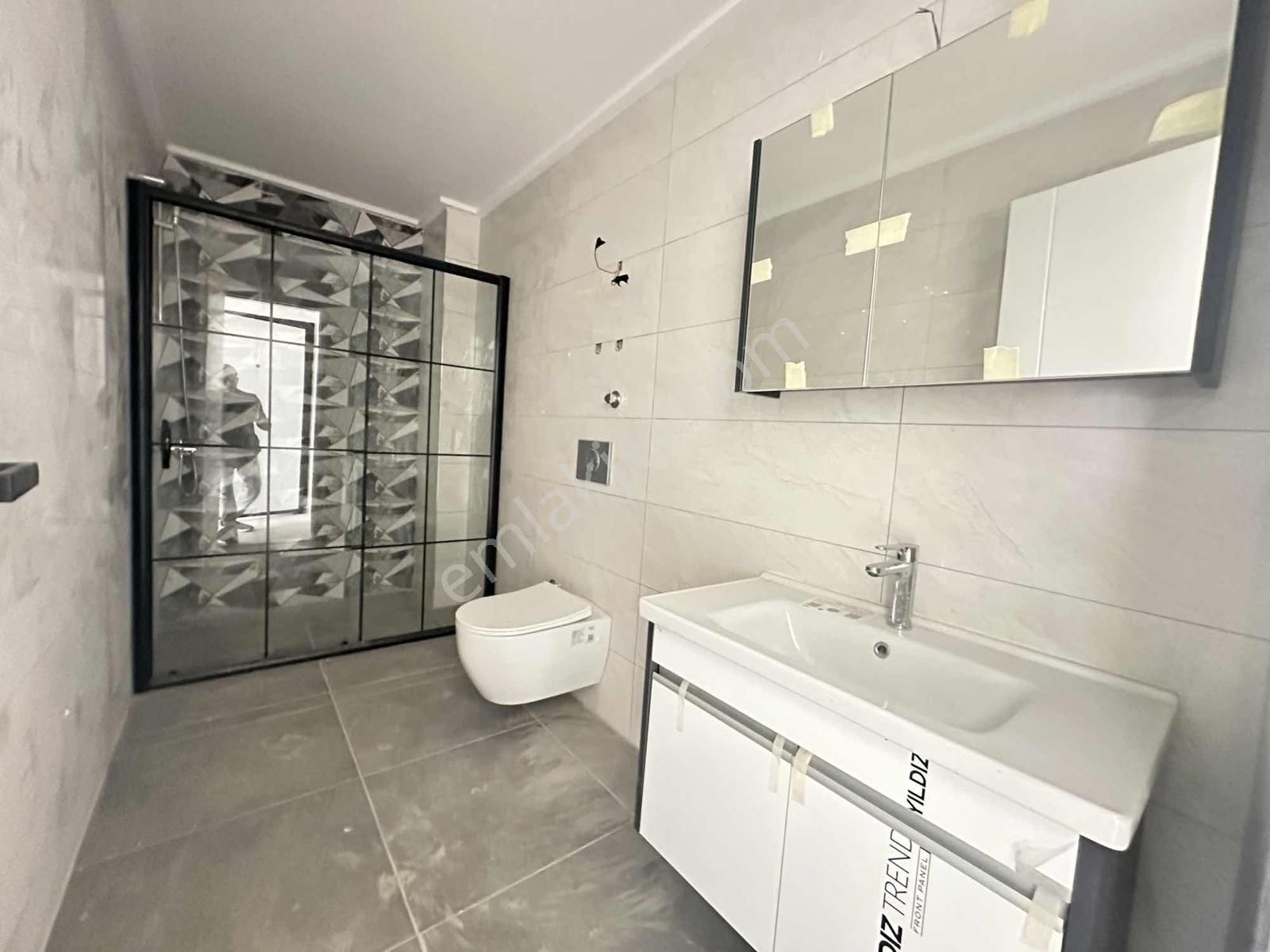 Satılık Havuzlu Site İçi 1+1 Güney Doğu Cephe Fırsat Daire - Görsel 9