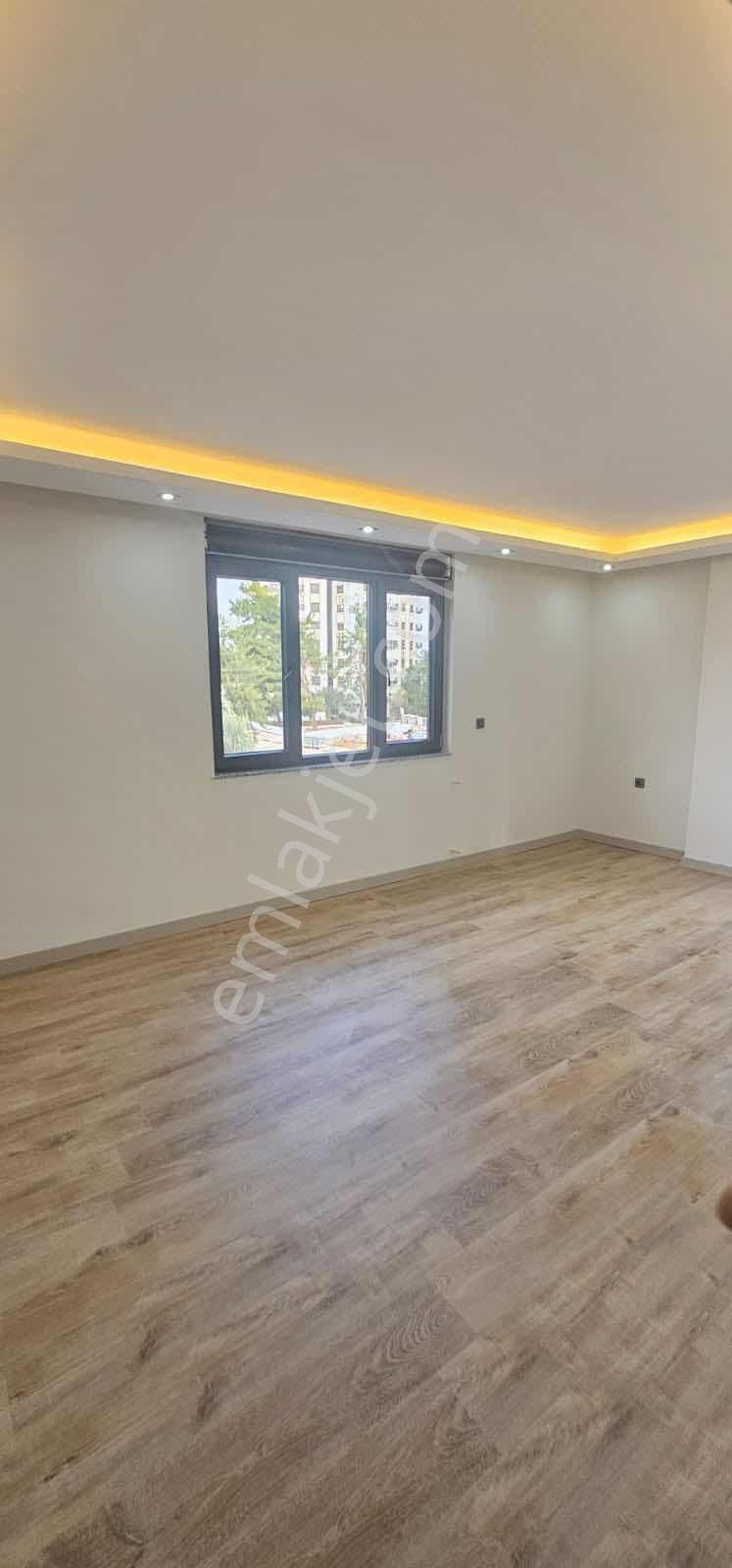 Ayanoğlunda Sıfır 2+1 Ebeveyn Banyolu Satılık Daire - Görsel 17