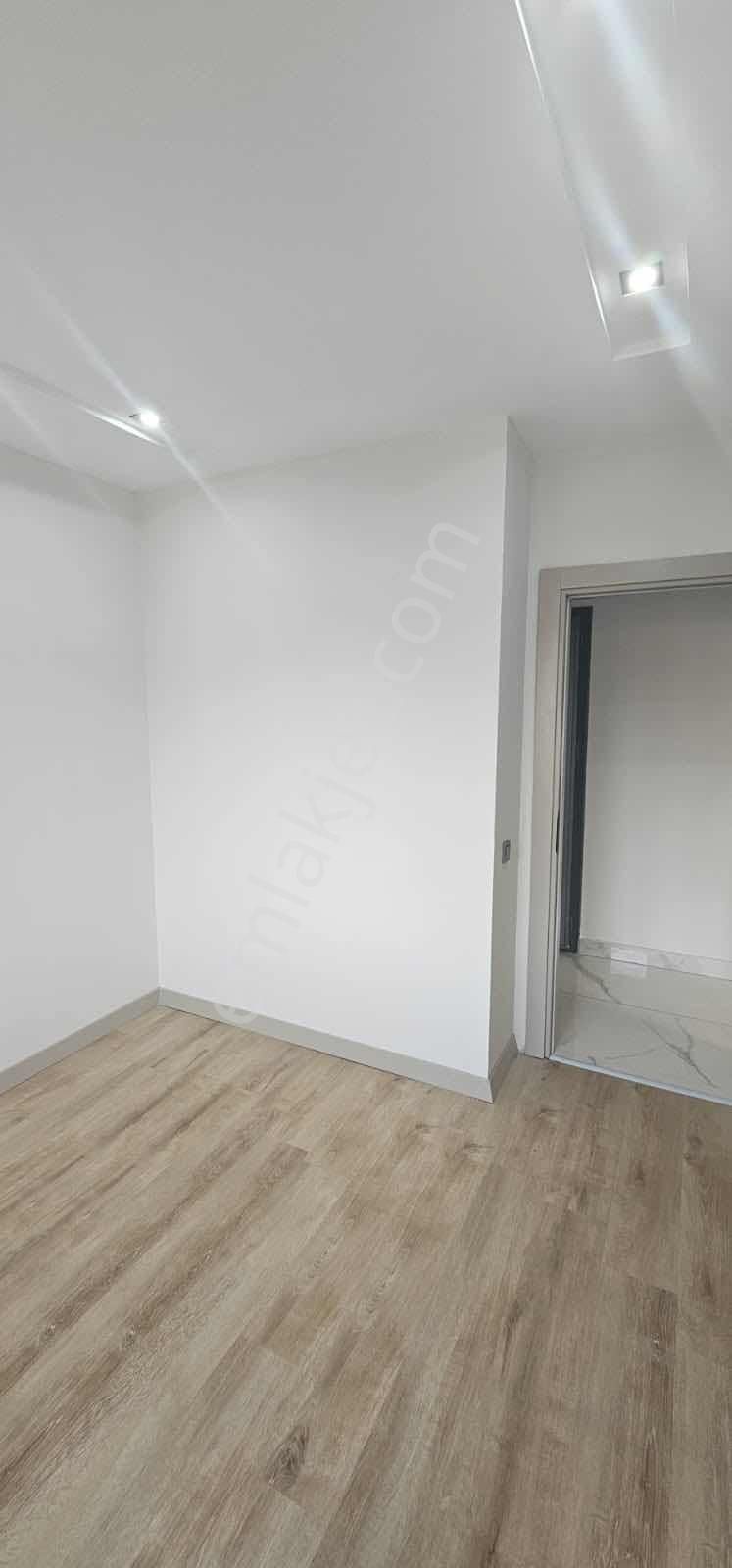 Ayanoğlunda Sıfır 2+1 Ebeveyn Banyolu Satılık Daire - Görsel 21