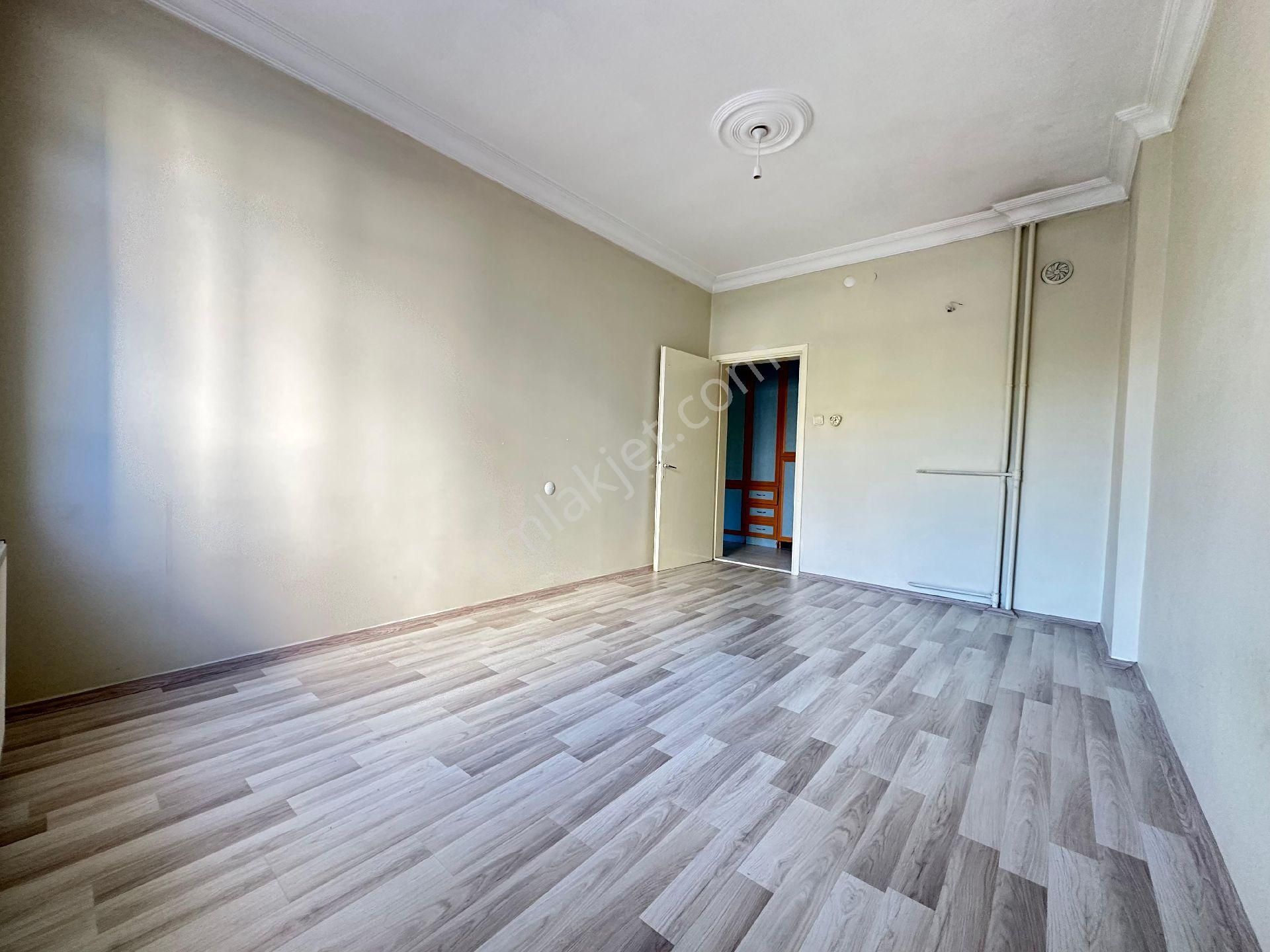 Başak Caddesi Üzeri Aşkar Hüyüğü Parkı Karşısı Geniş 3+1 - Görsel 21