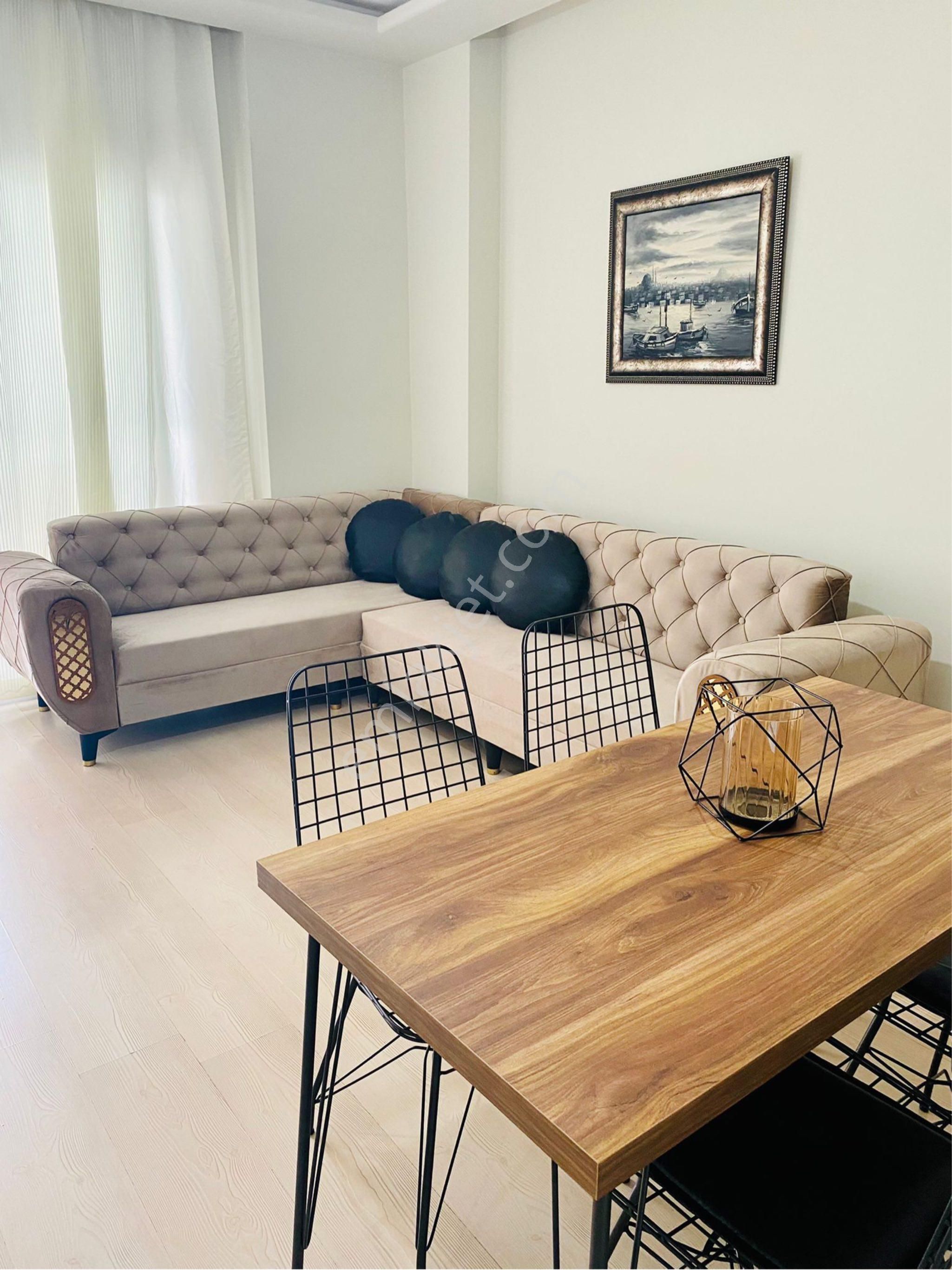 Pınar Mahallesinde Site İçerisinde Full Eşyalı Geniş Oturumlu 1+1 Kiralık - Görsel 2