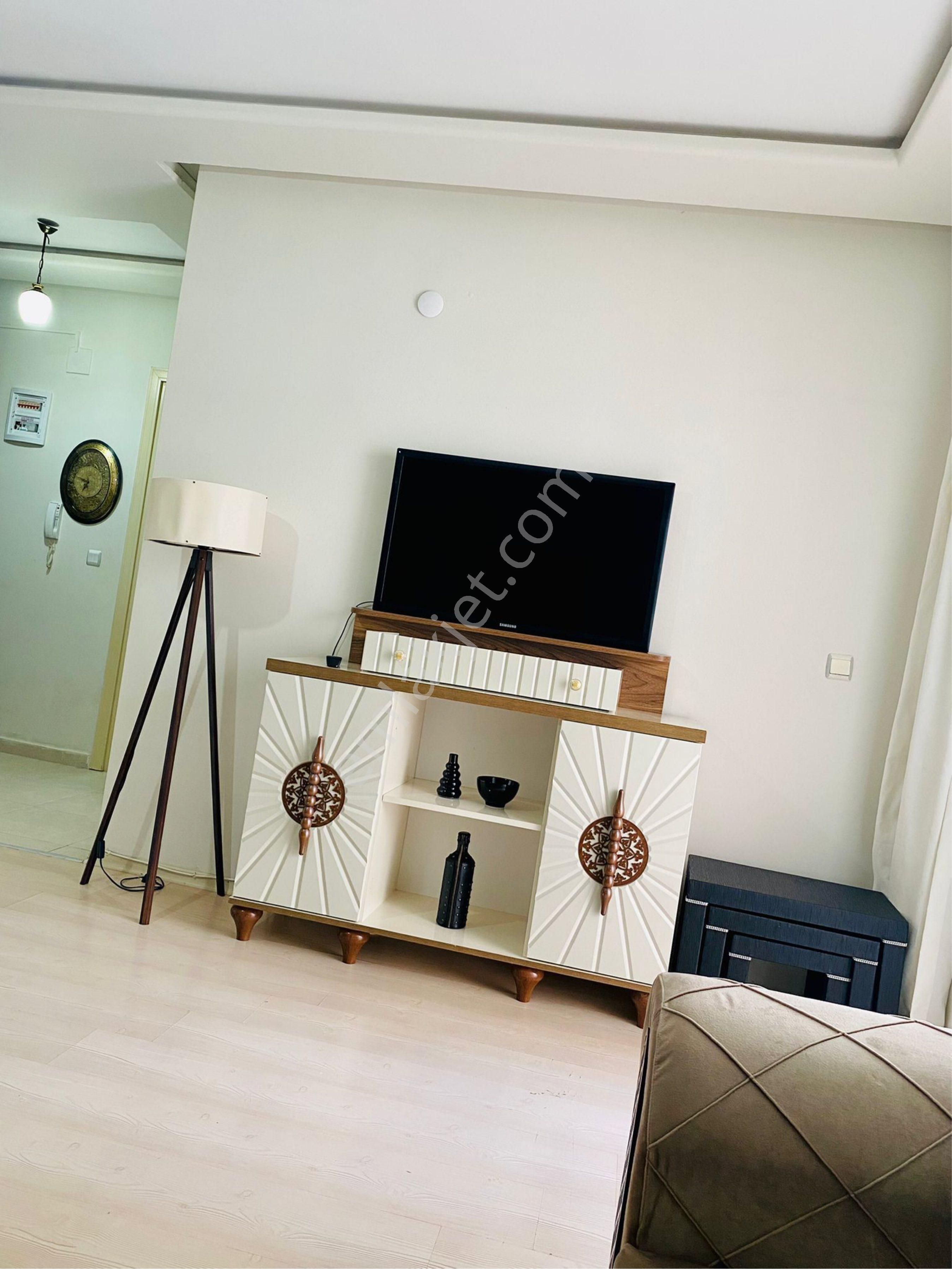 Pınar Mahallesinde Site İçerisinde Full Eşyalı Geniş Oturumlu 1+1 Kiralık - Görsel 5