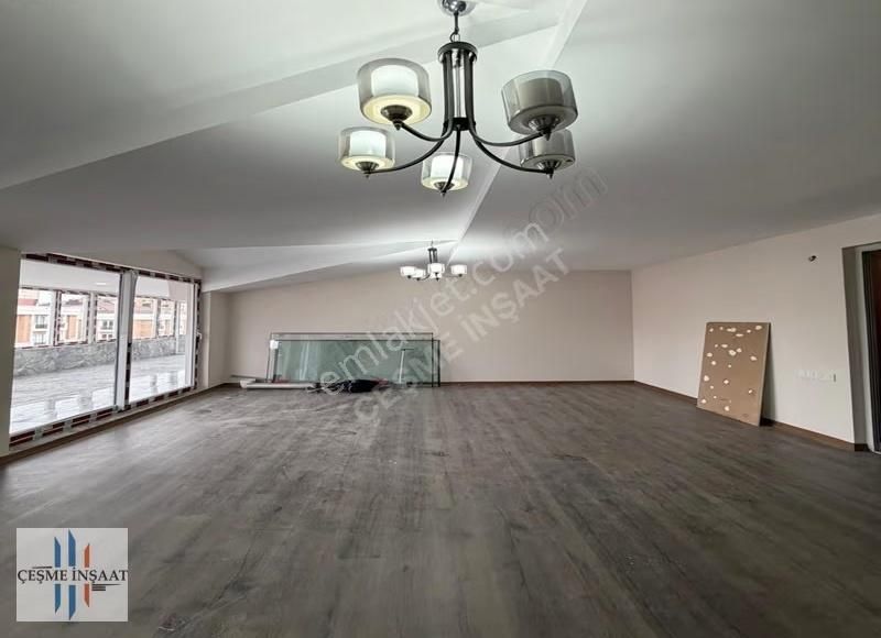 Geniş Ailelere Özel Teraslı 5+2 Dubleks Deniz Manzaralı Site İçi - Görsel 11