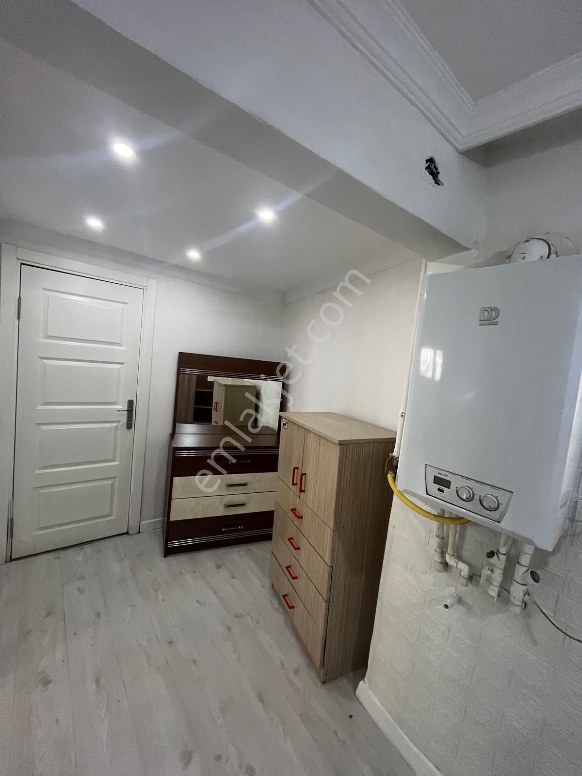 Sahibinden Balat'ta 1+1 Eşyalı - Görsel 13